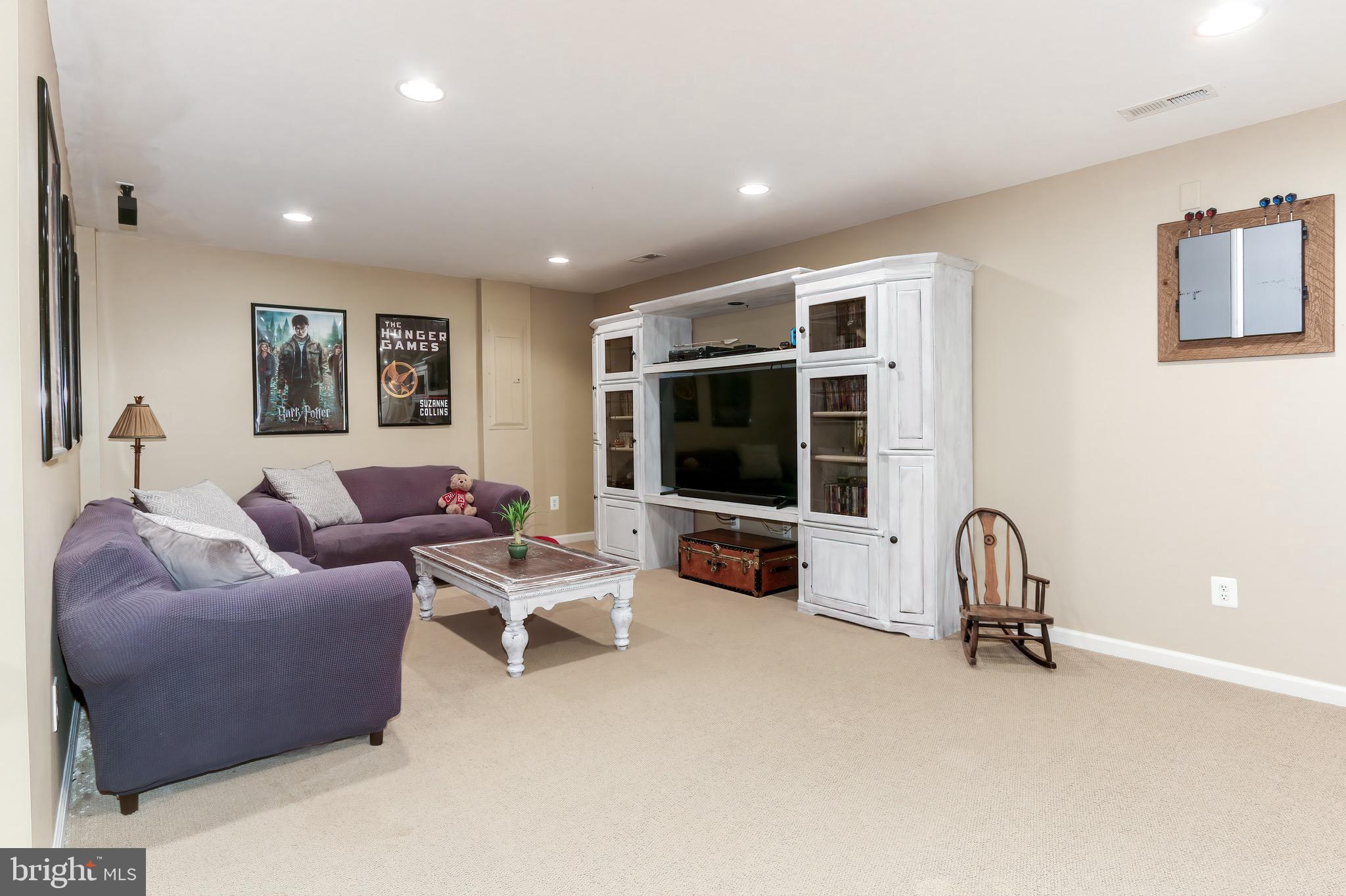 10 Cooper Run St