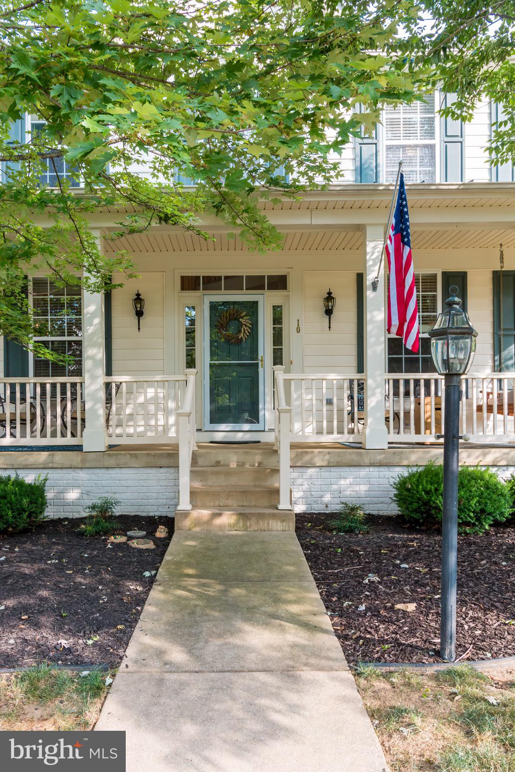 10 Cooper Run St
