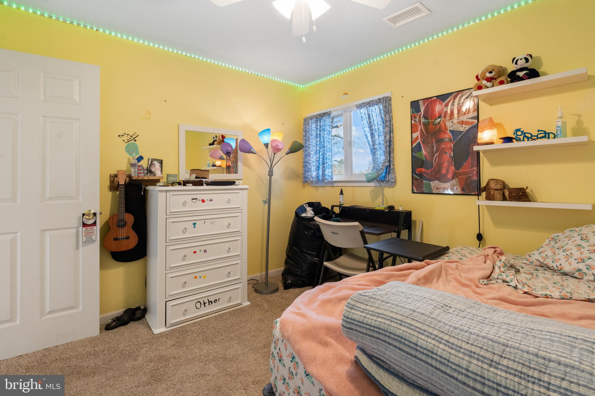 135 Mayfair Dr NE