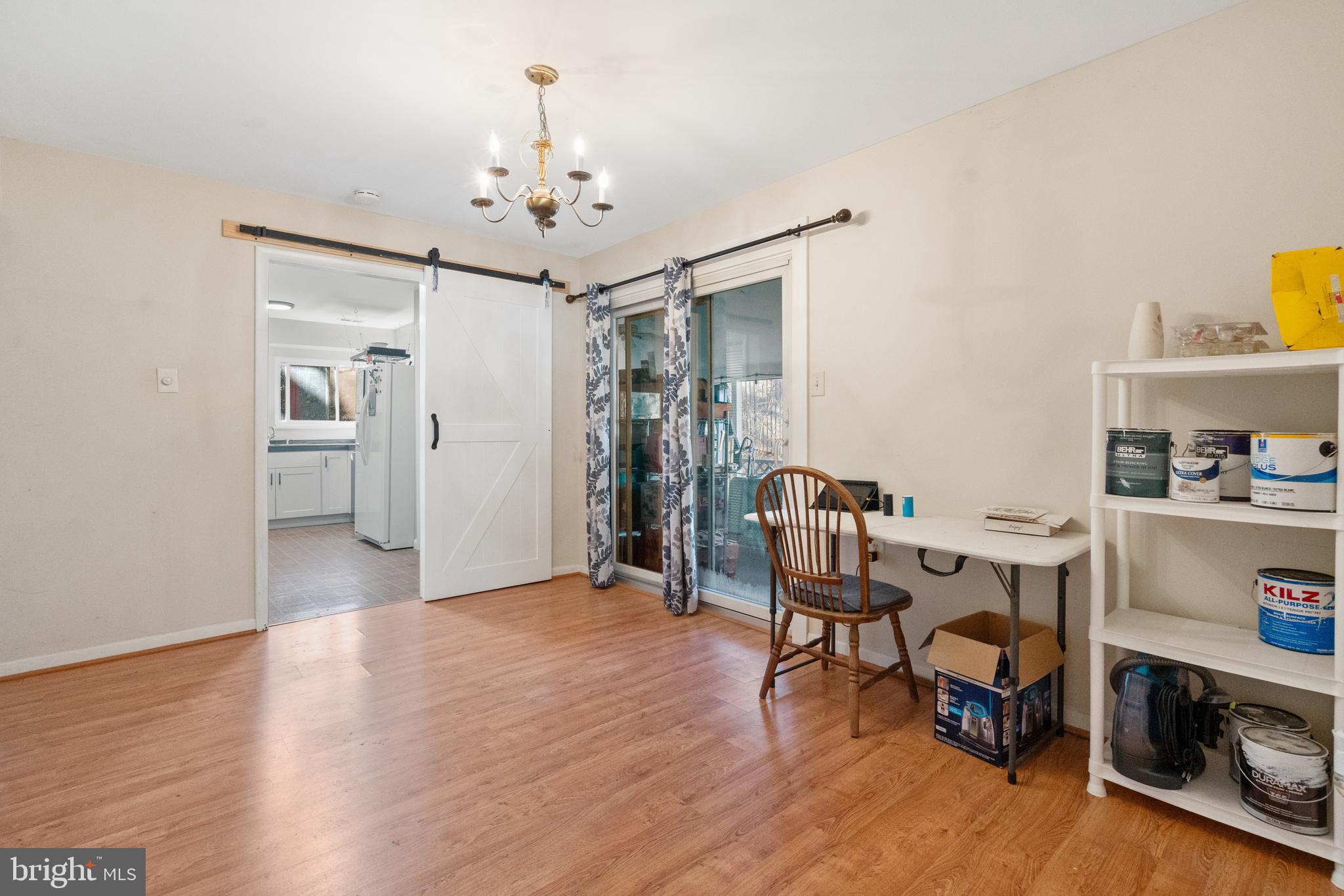 135 Mayfair Dr NE