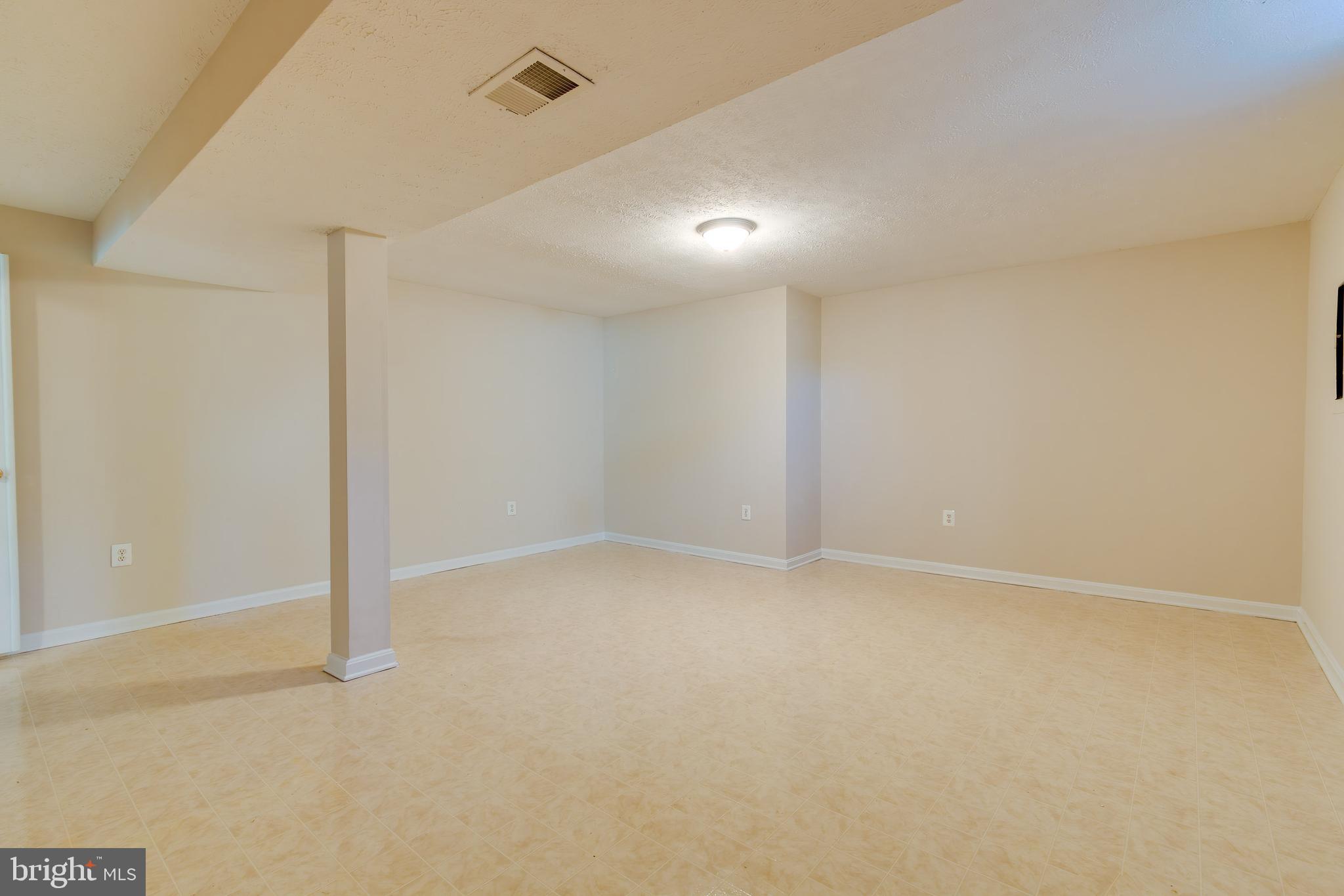 203 Fox Trot Way NW