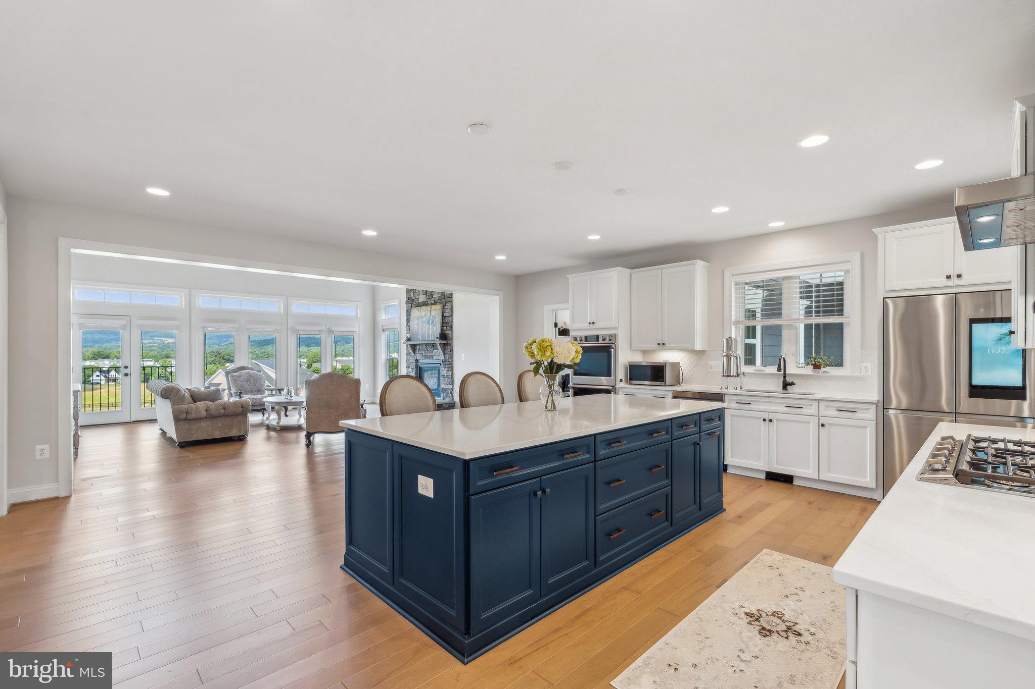 17691 Lakefield Rd