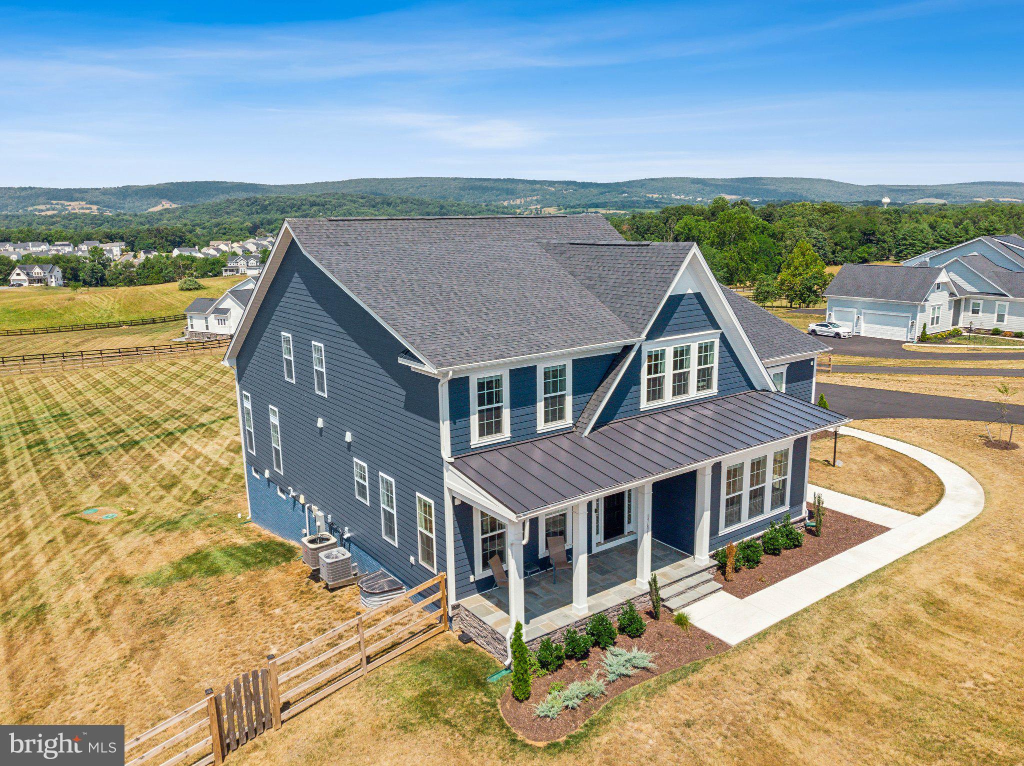 17691 Lakefield Rd