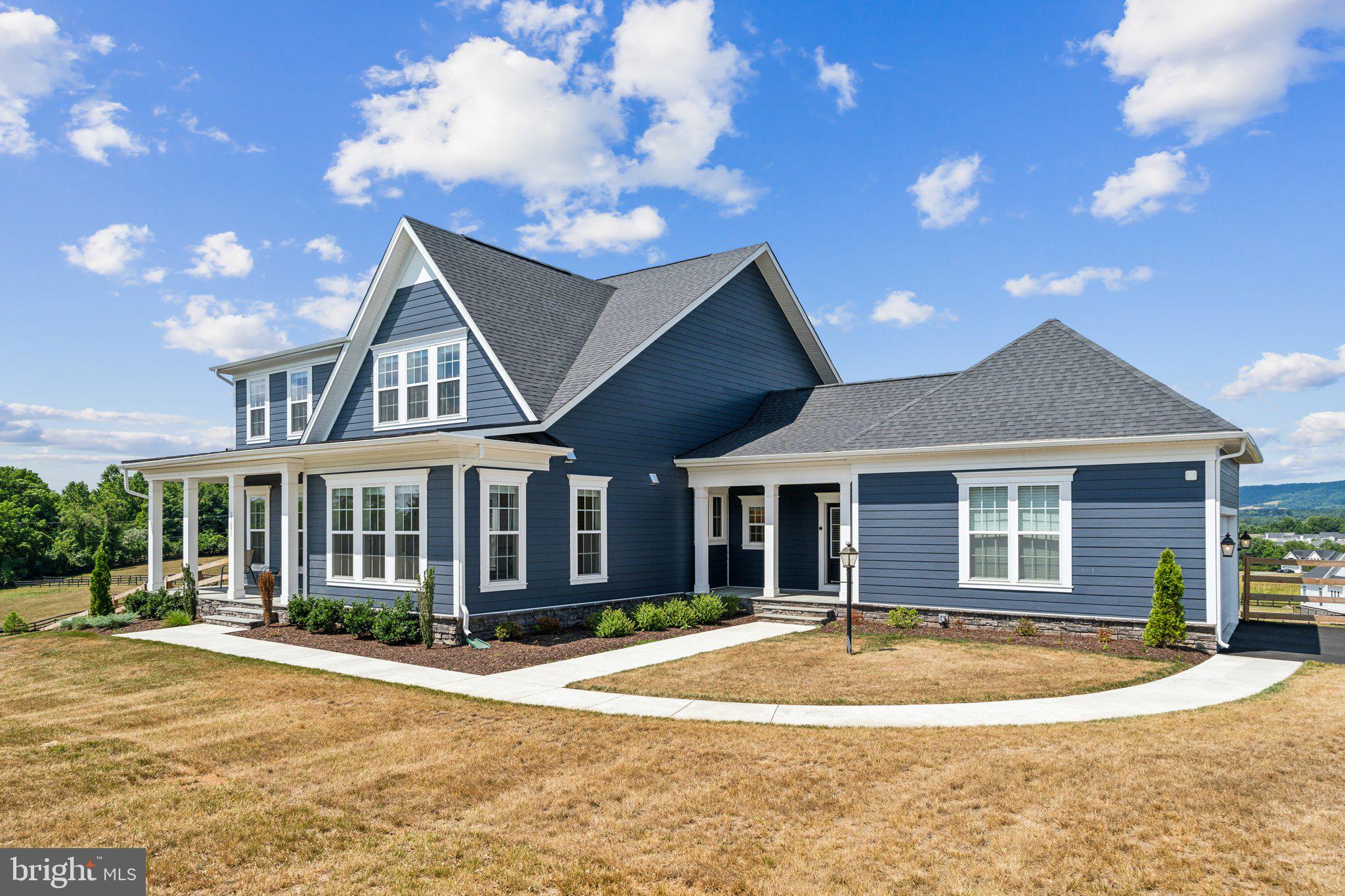 17691 Lakefield Rd