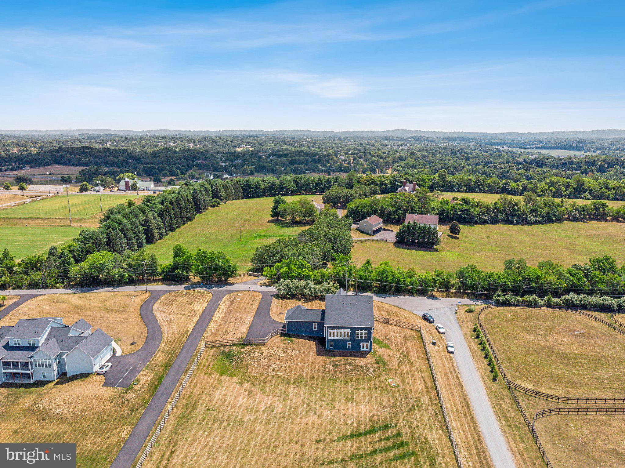 17691 Lakefield Rd