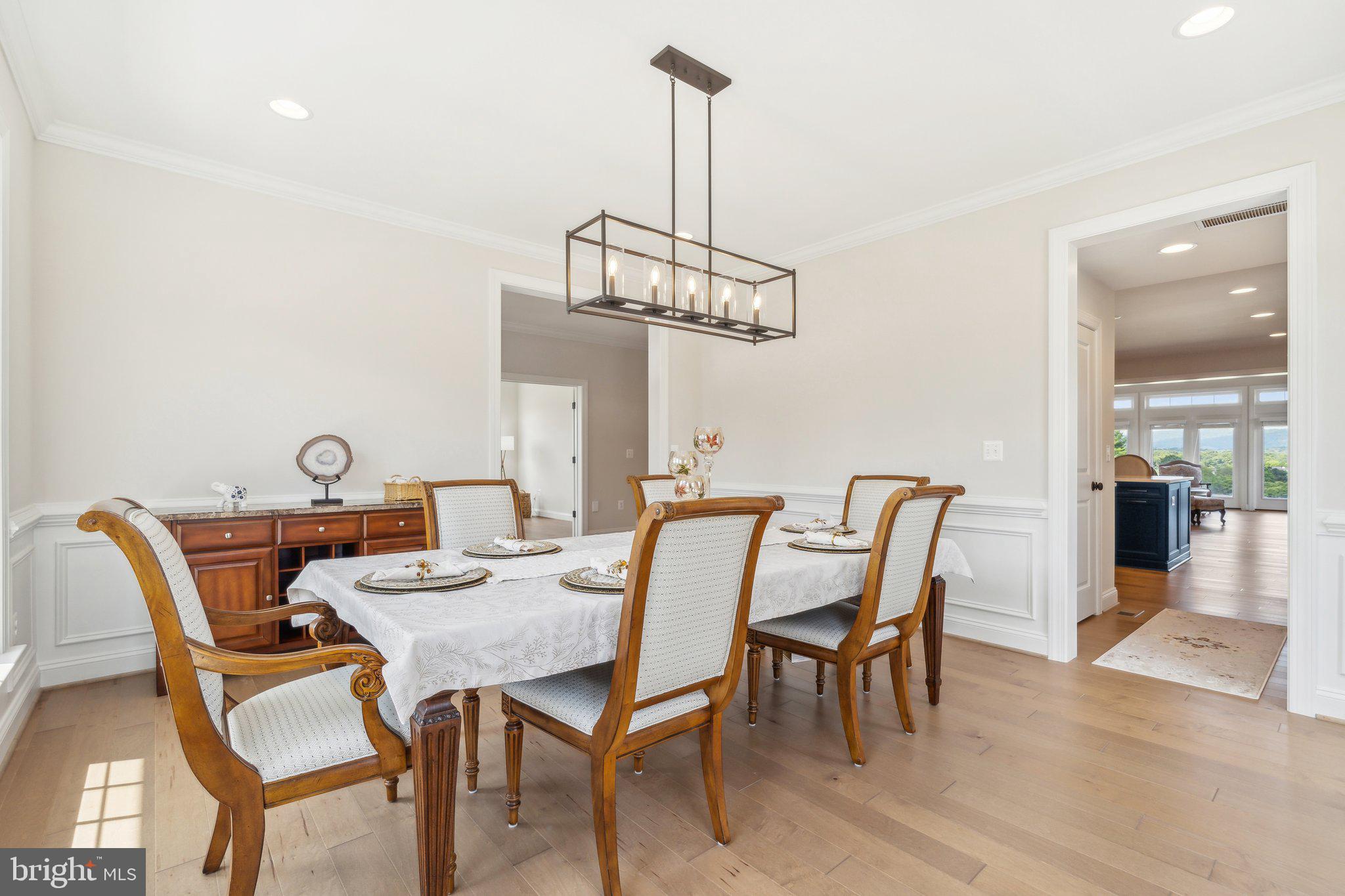 17691 Lakefield Rd