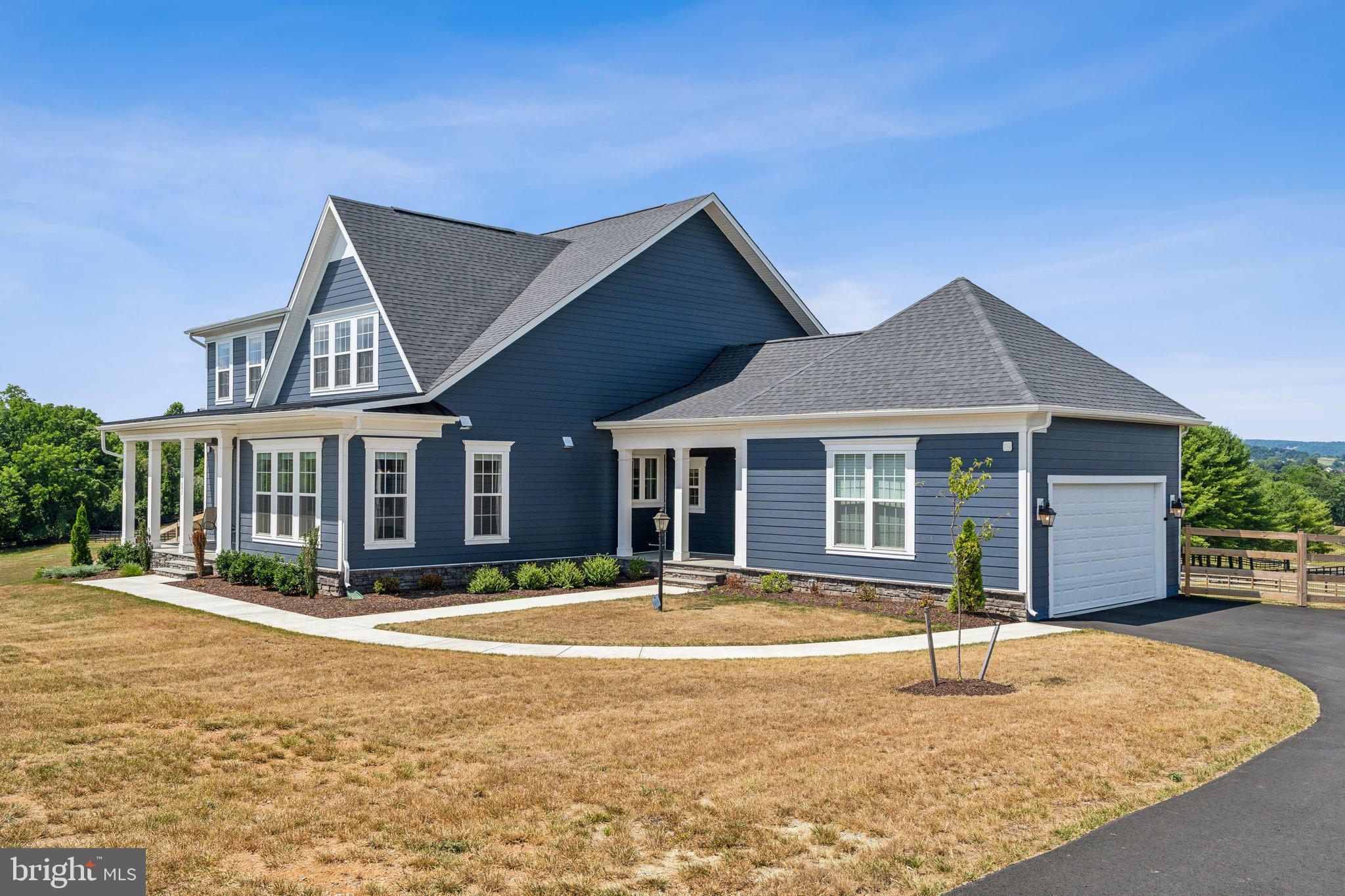 17691 Lakefield Rd