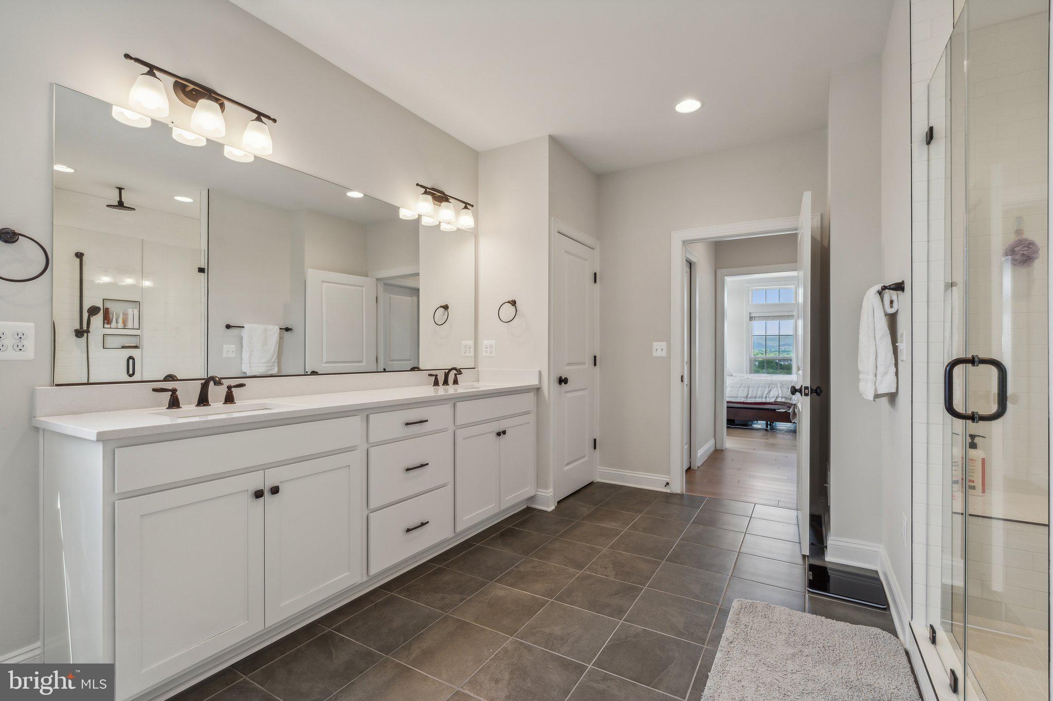 17691 Lakefield Rd
