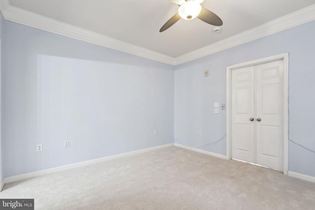 504 Sunset View Ter SE #103