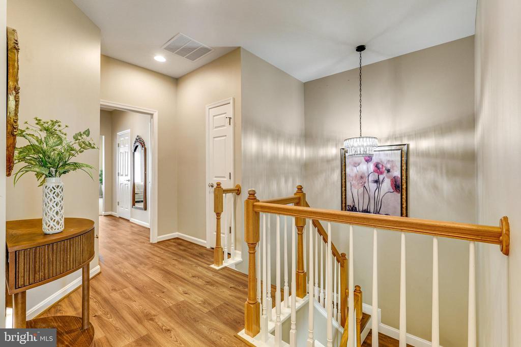 527 Gentlewood Sq