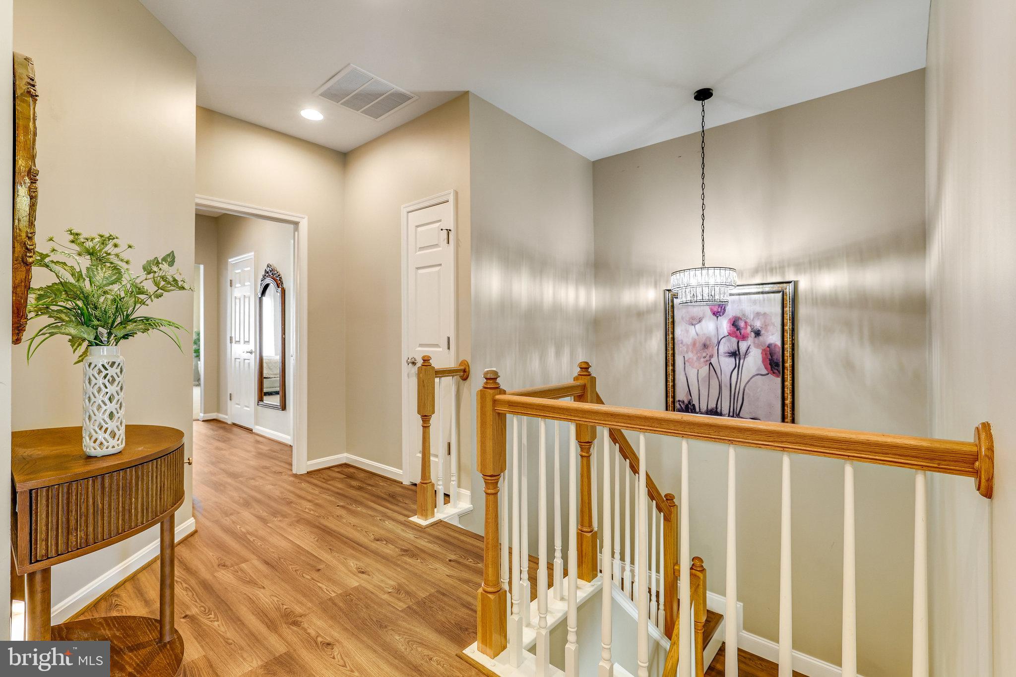 527 Gentlewood Sq