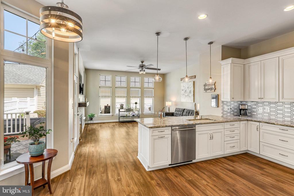 527 Gentlewood Sq