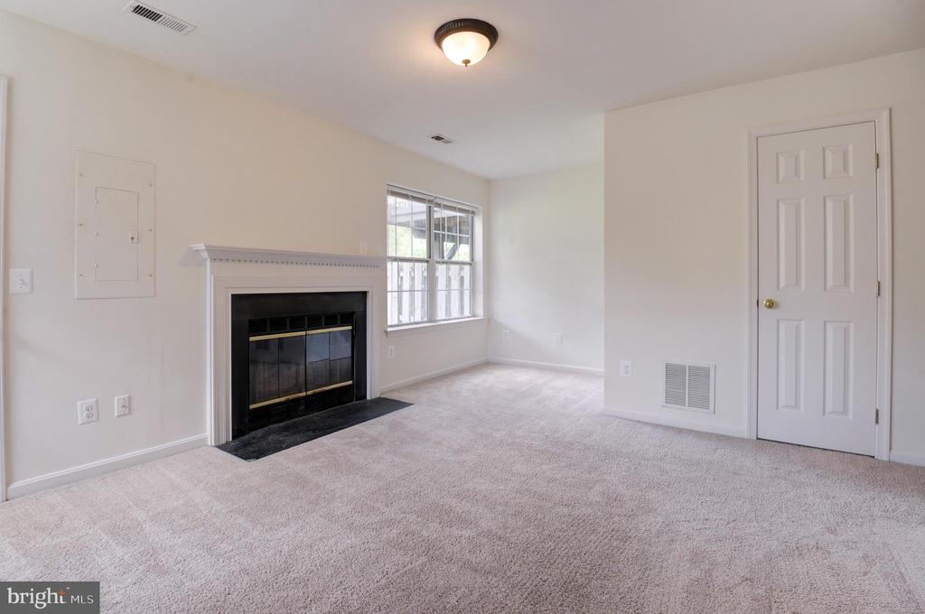 413 McDaniel Dr
