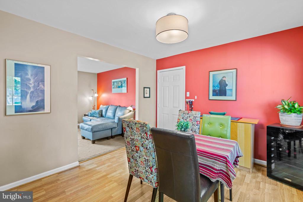 111 Orchard Cir
