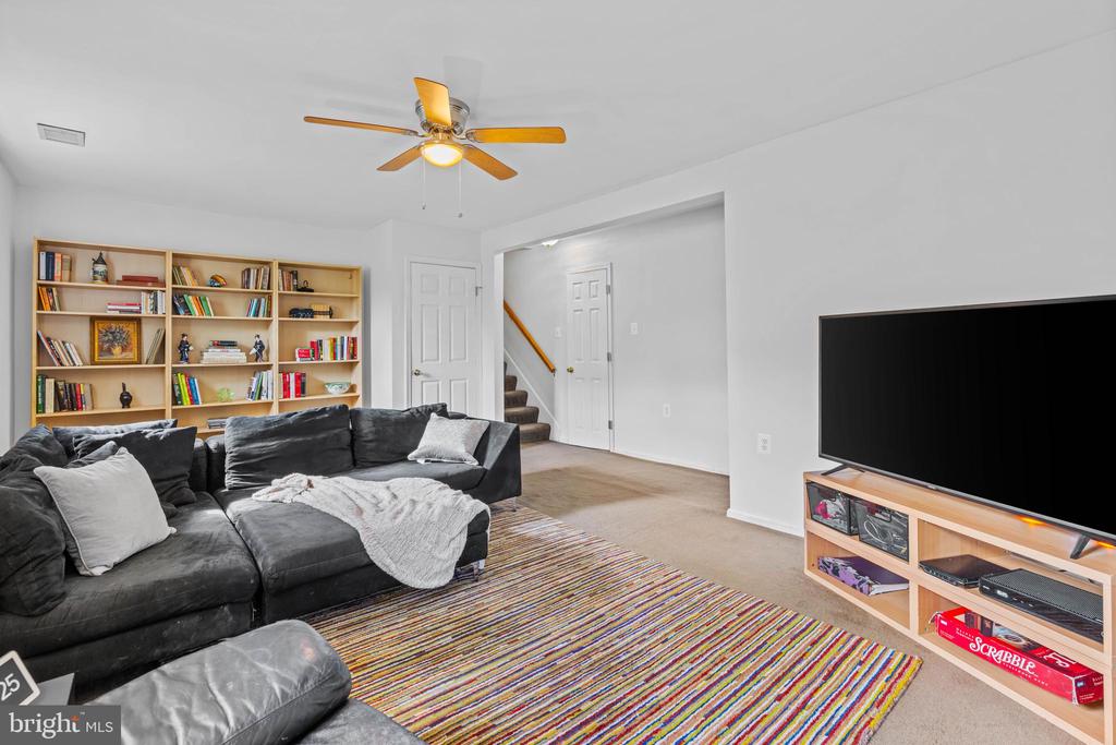 111 Orchard Cir