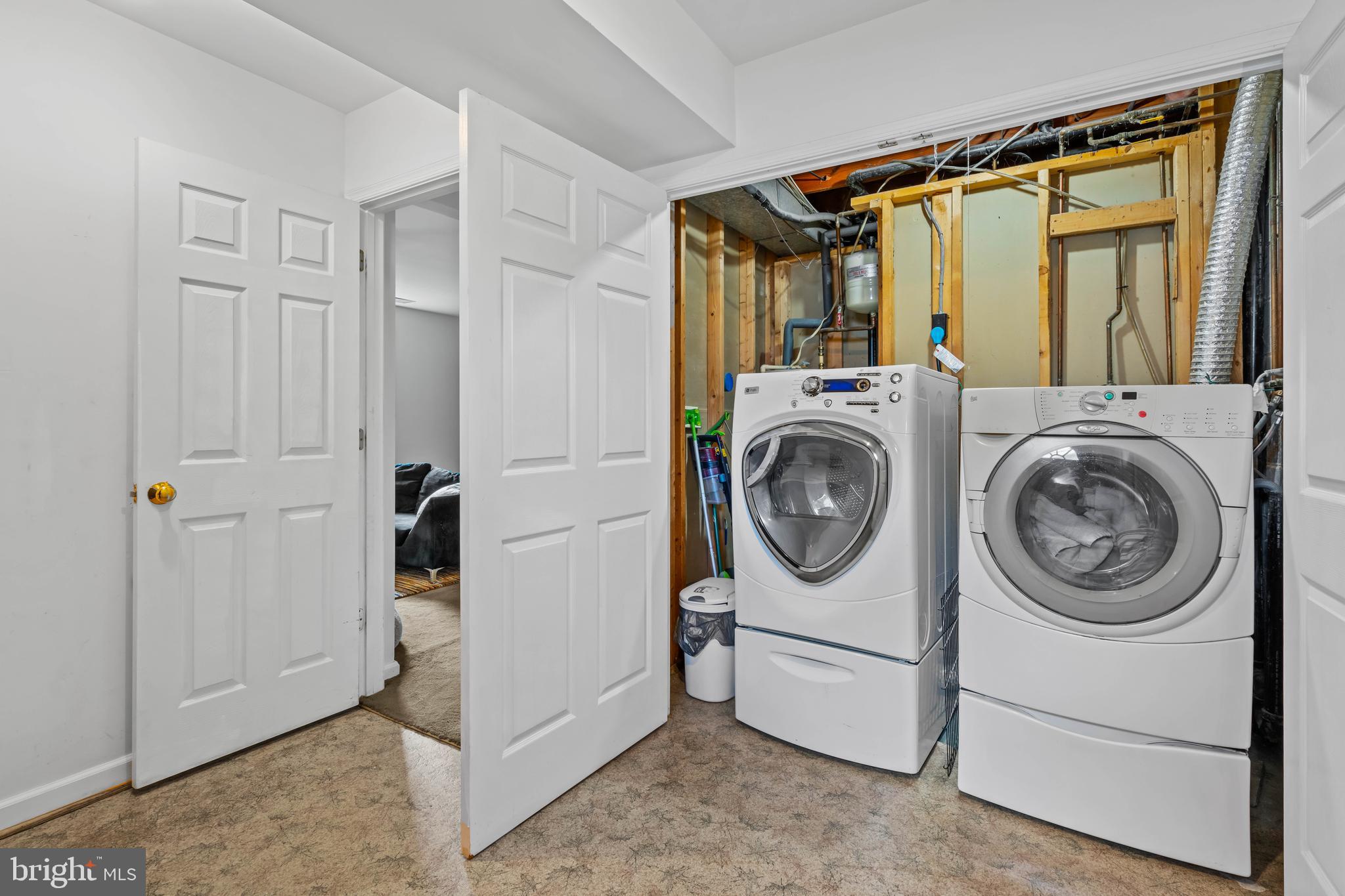 111 Orchard Cir