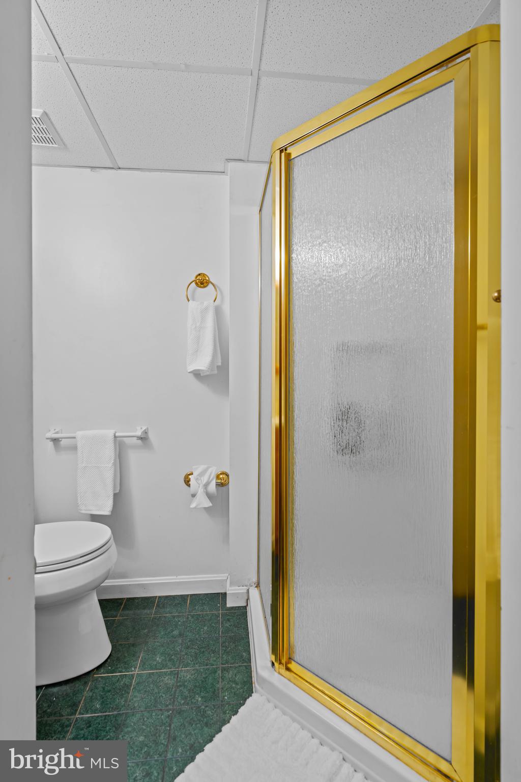 111 Orchard Cir