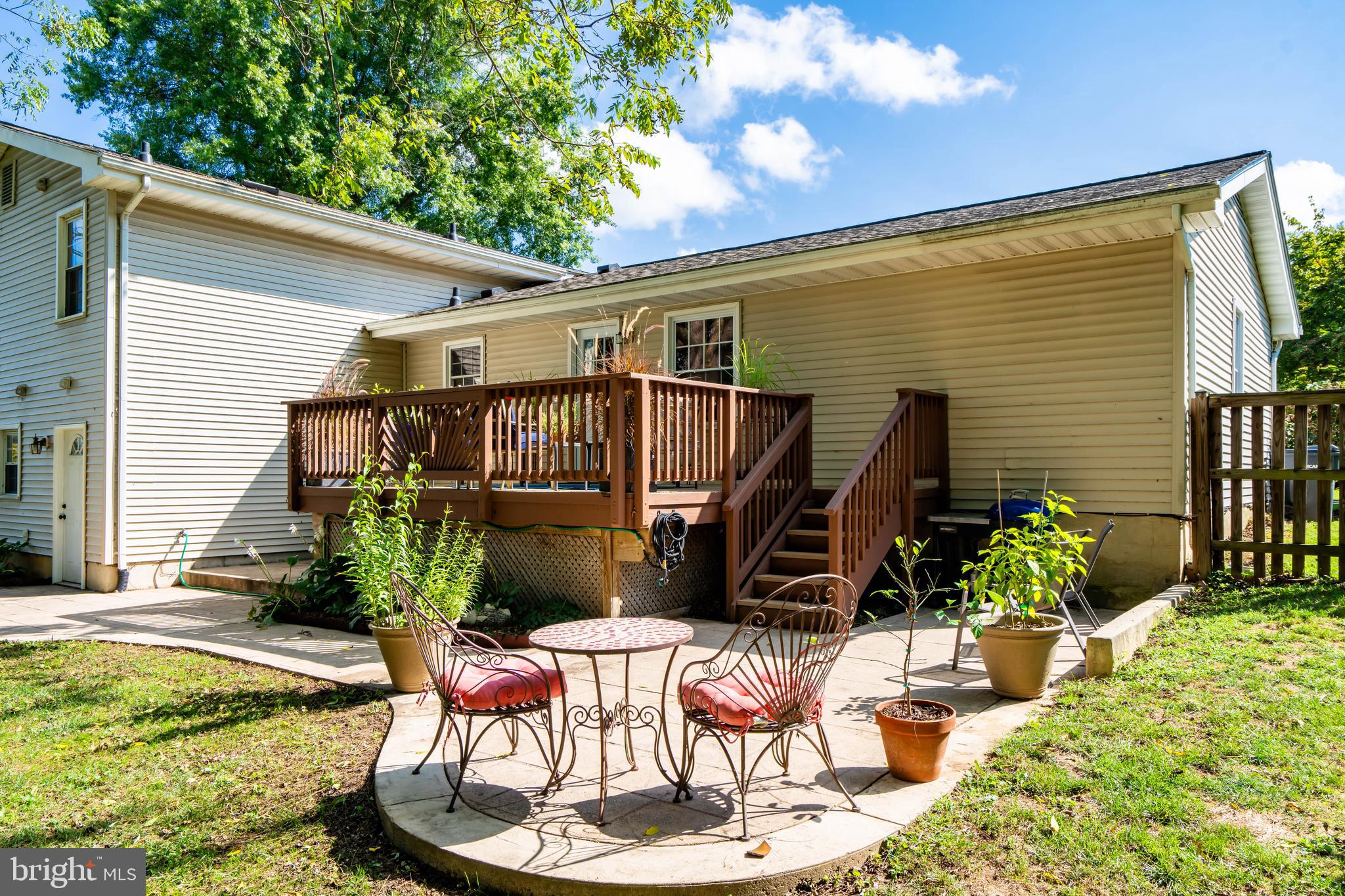 111 Orchard Cir