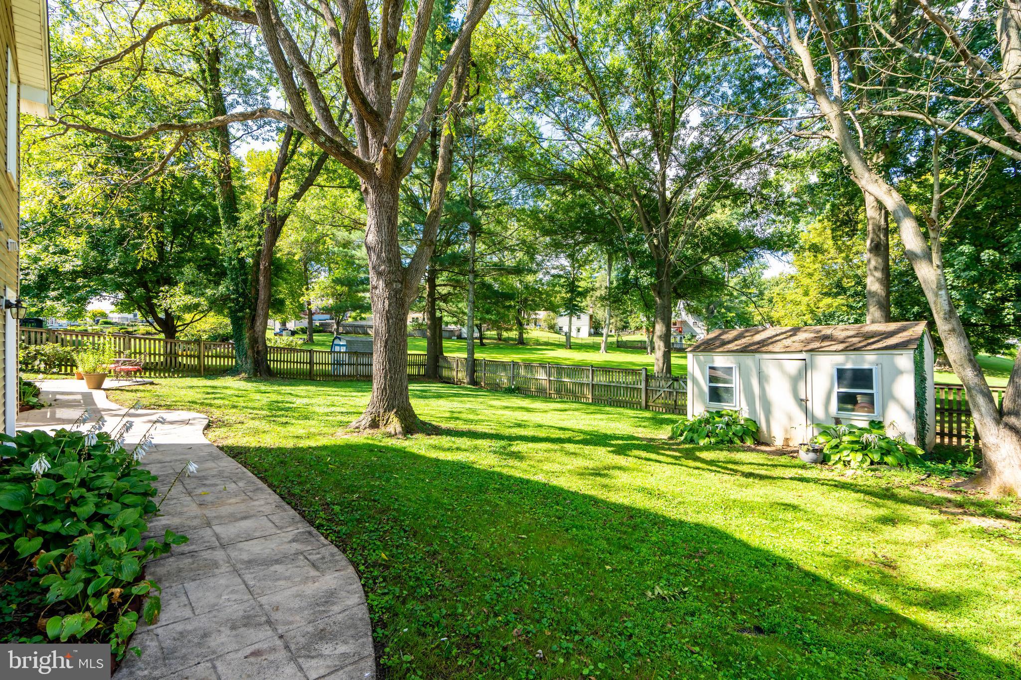111 Orchard Cir