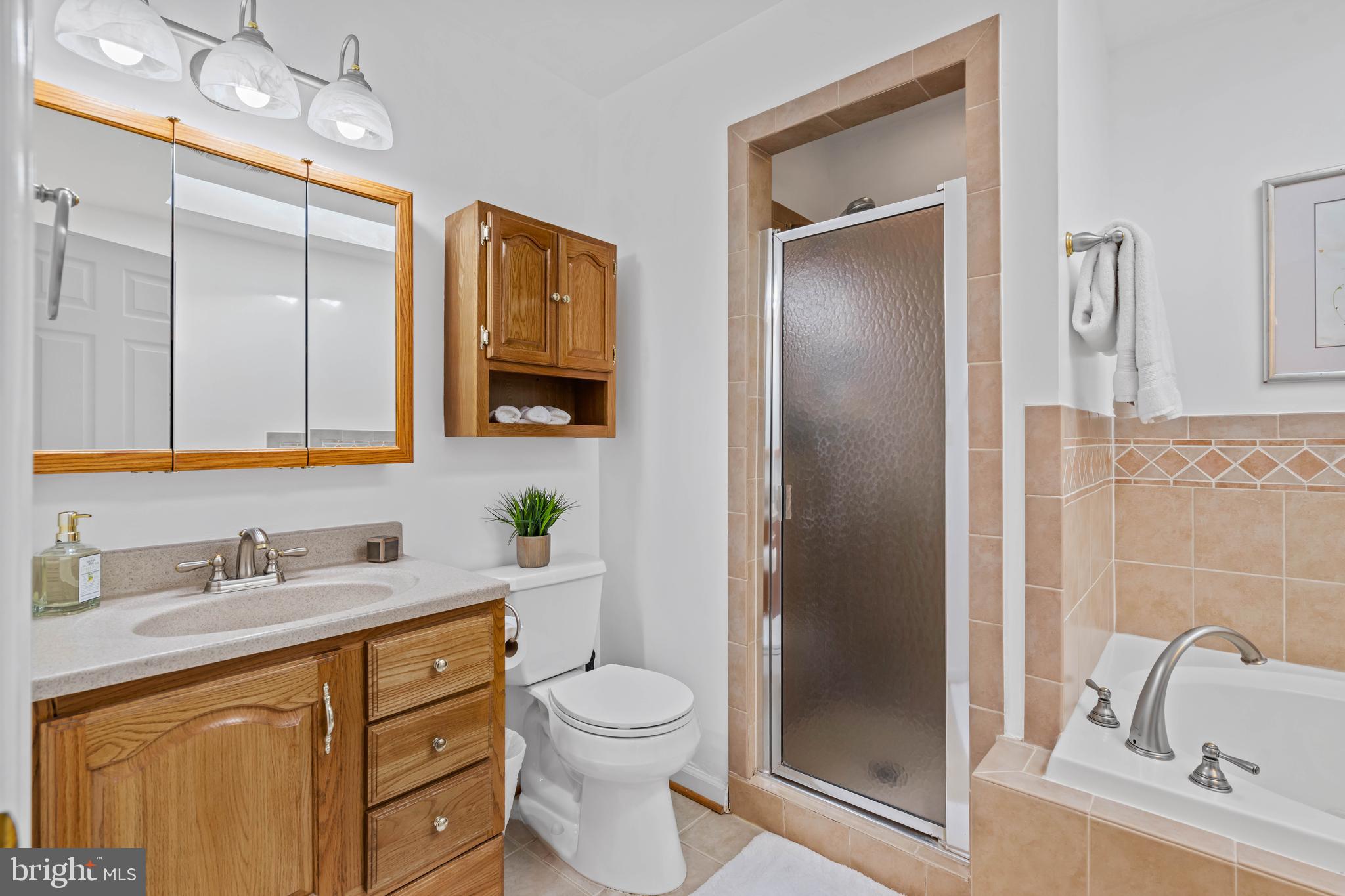 111 Orchard Cir