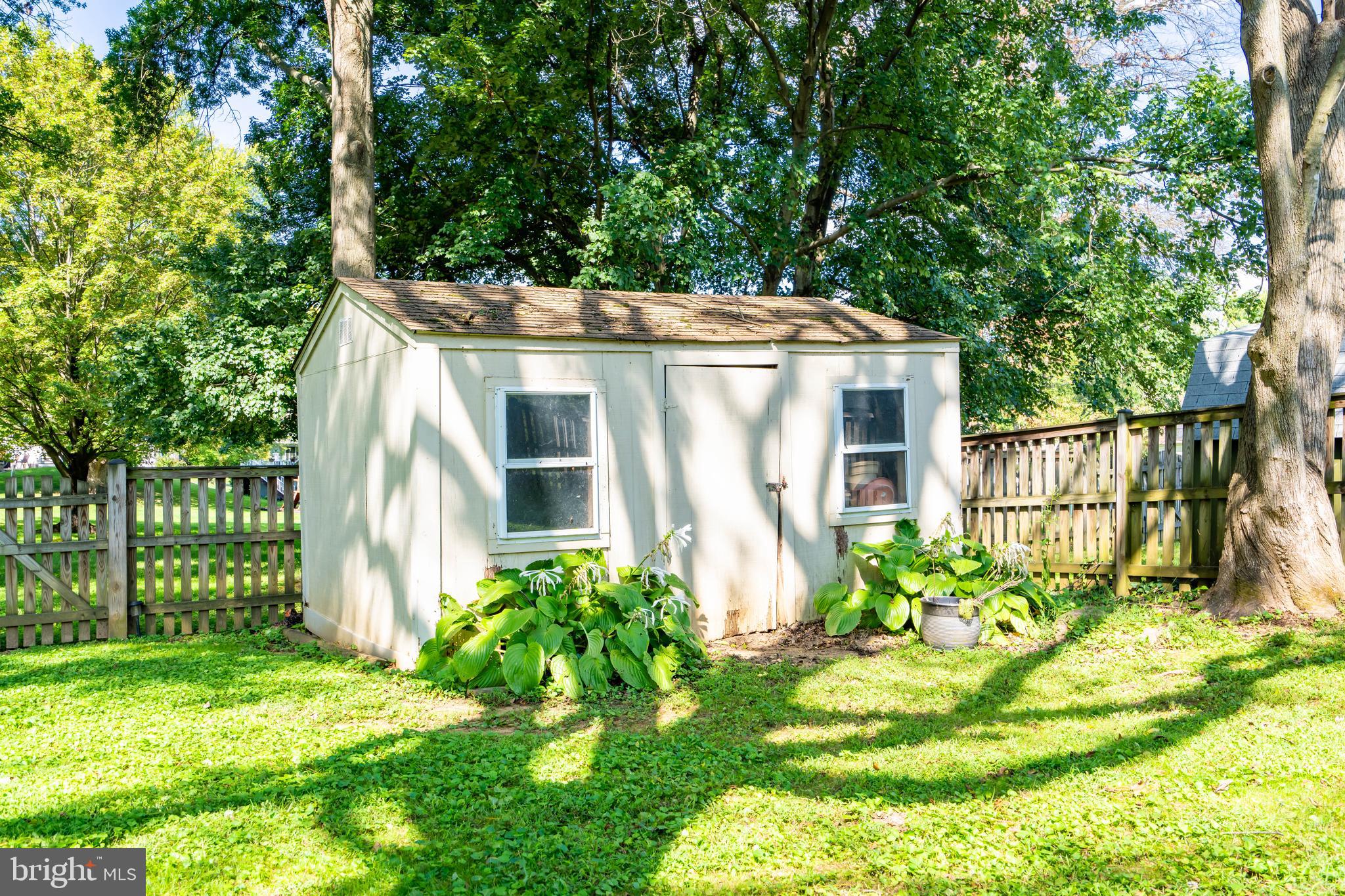 111 Orchard Cir