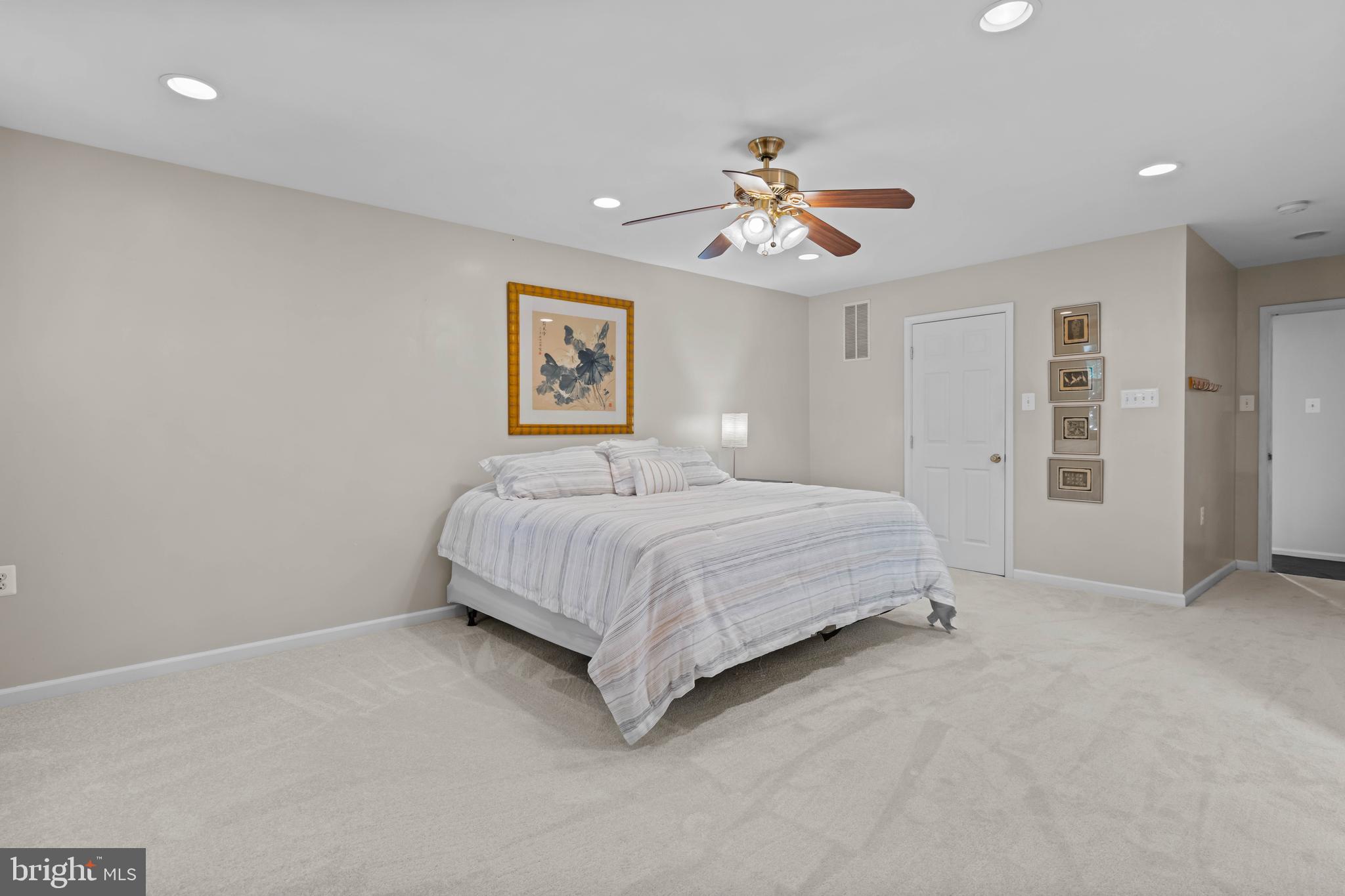 111 Orchard Cir