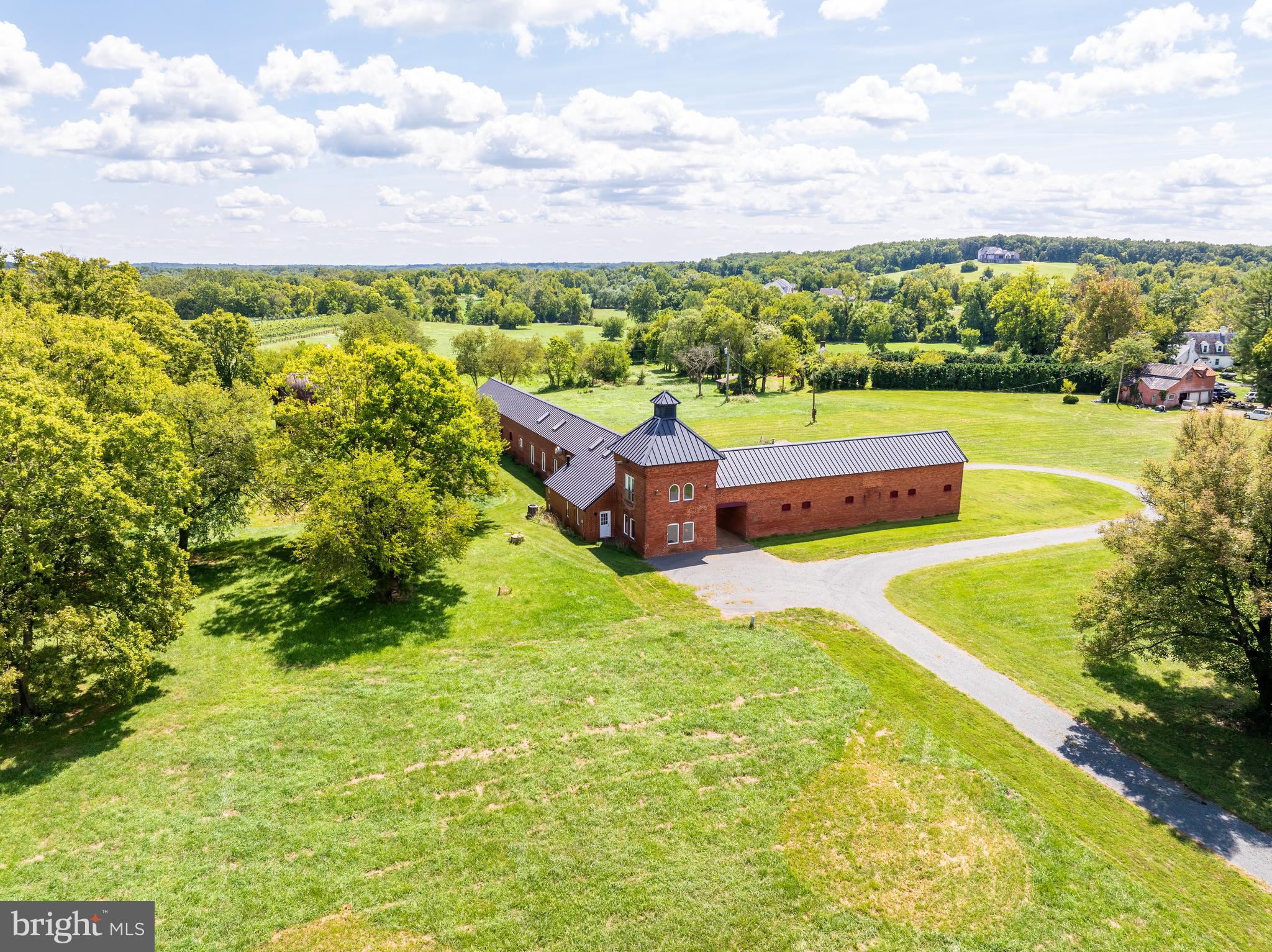 16930 Twin Maple Ln