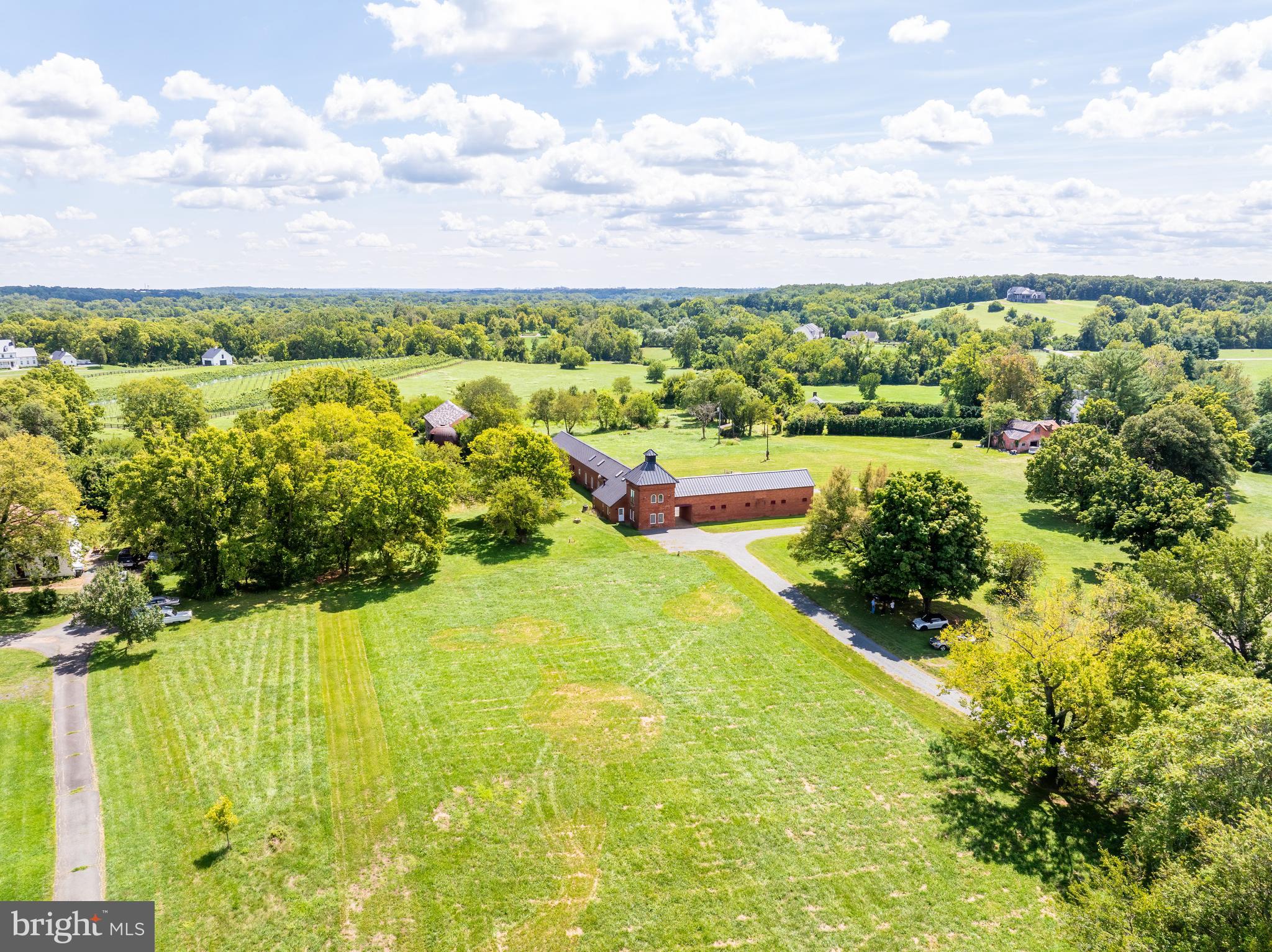 16930 Twin Maple Ln