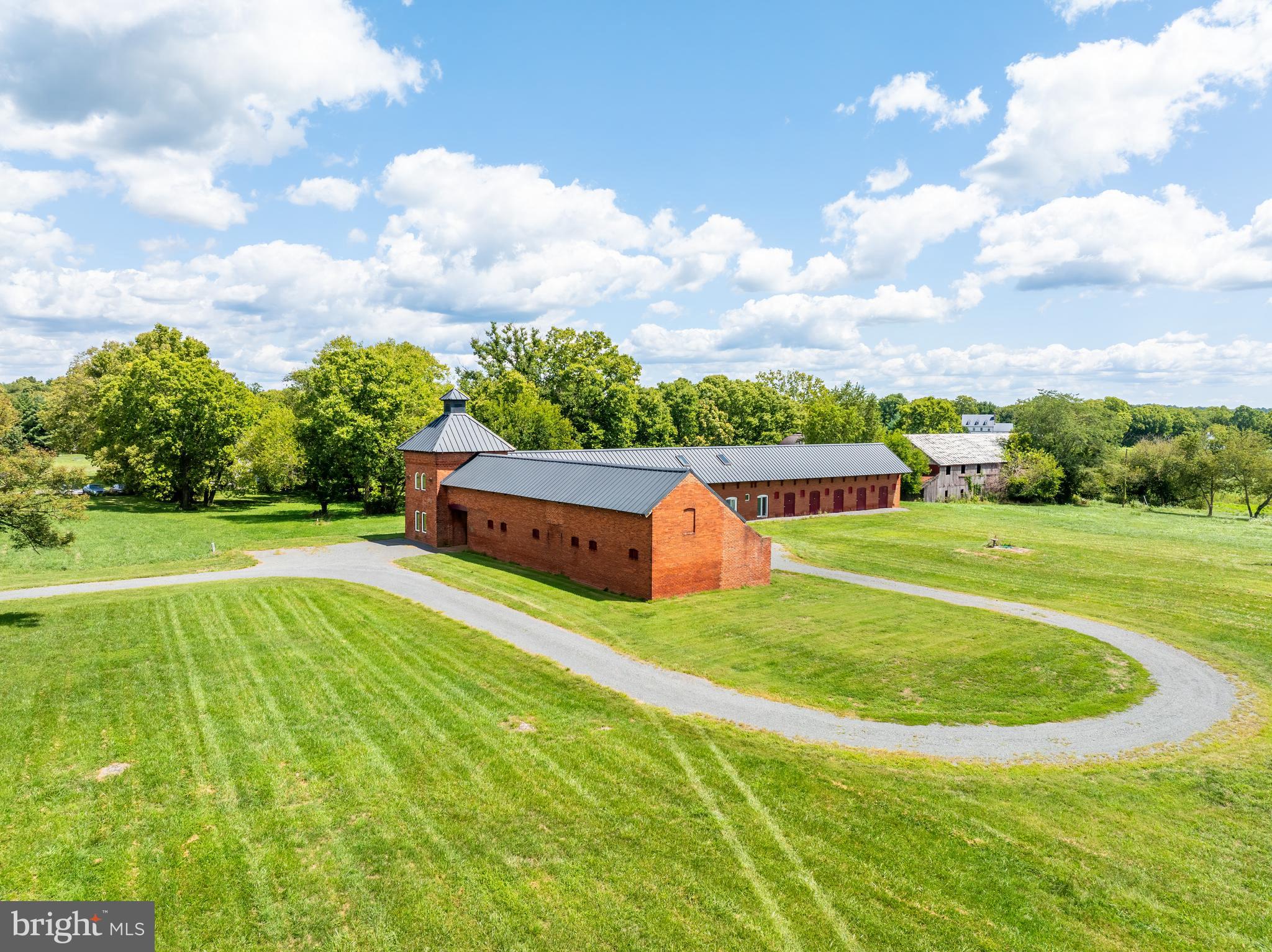 16930 Twin Maple Ln