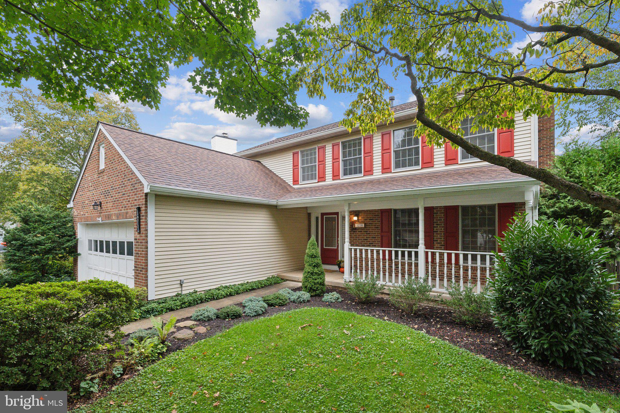 1210 James Rifle Ct NE