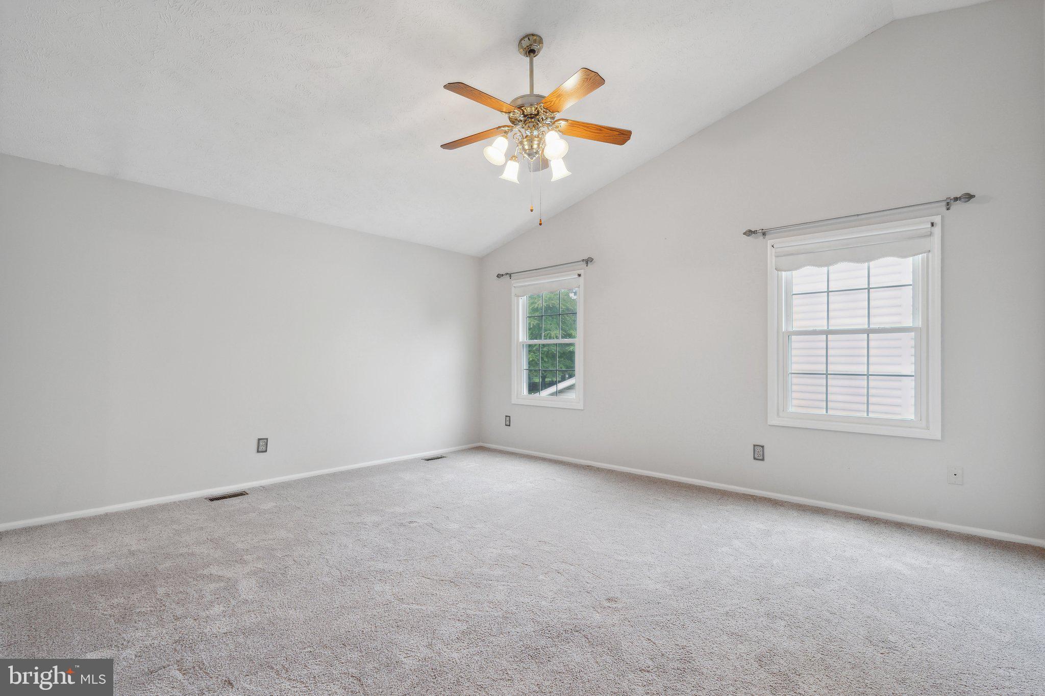 1210 James Rifle Ct NE