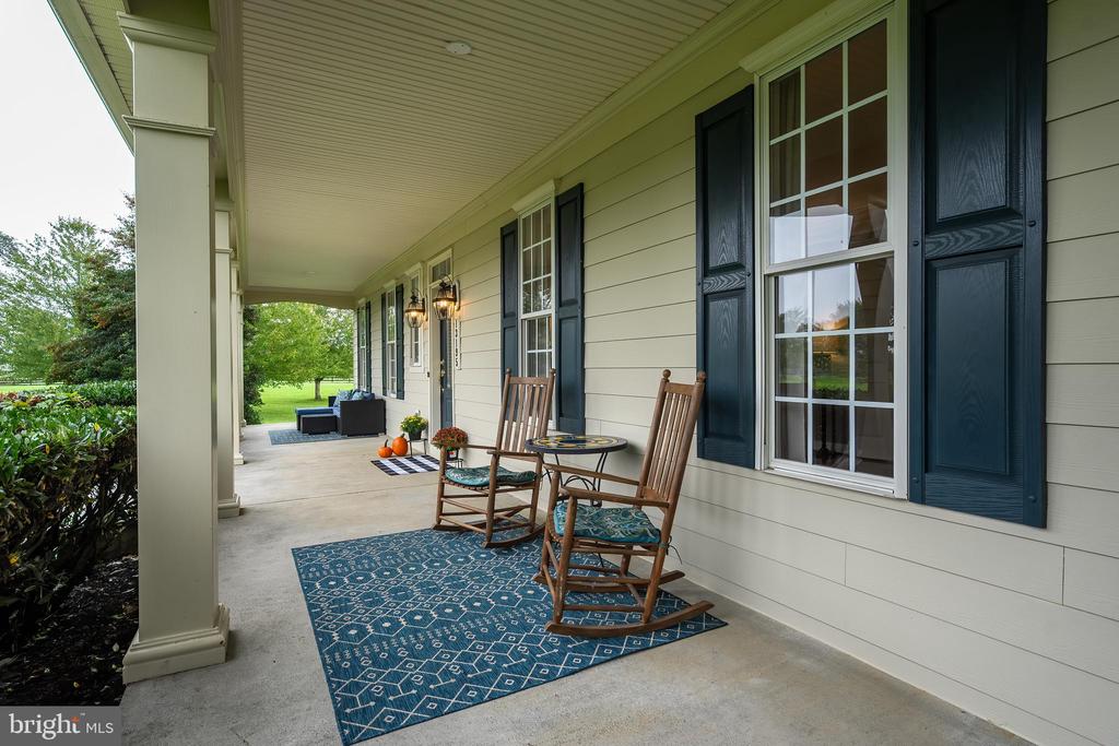 13195 Forest Green Ln