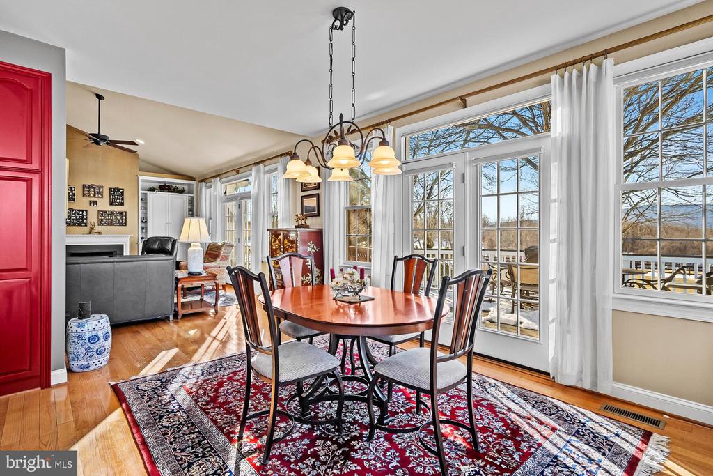 14387 Richards Run