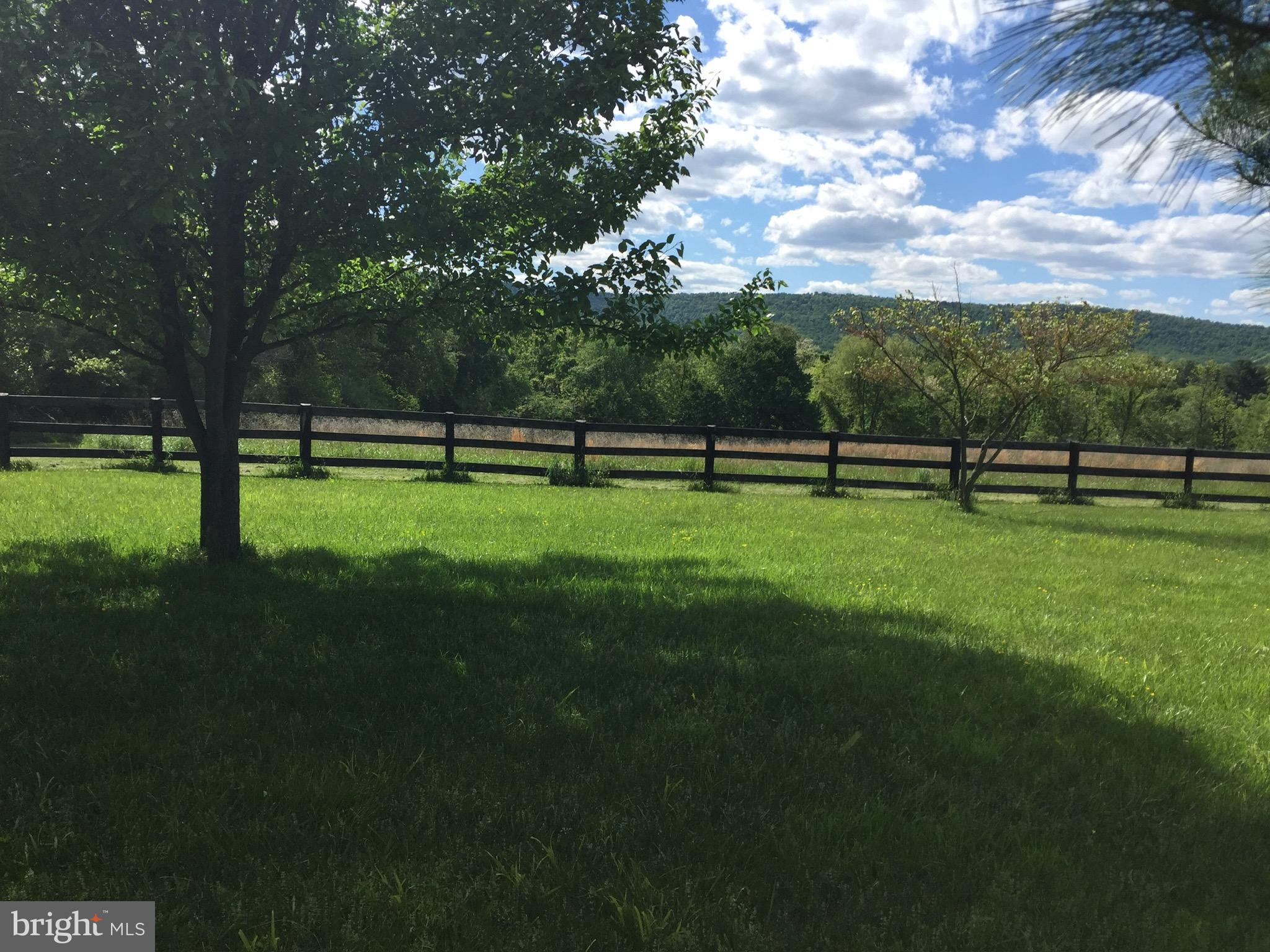14387 Richards Run