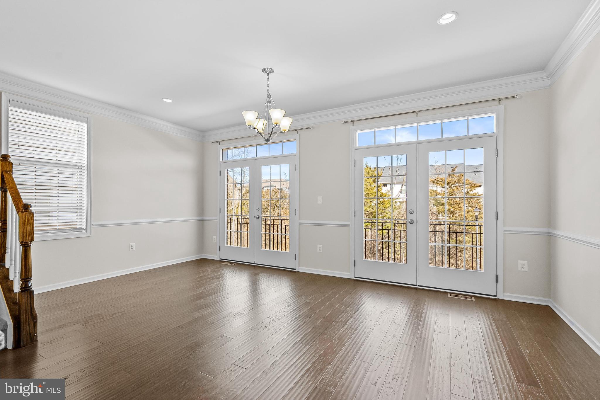 22501 Norwalk Sq