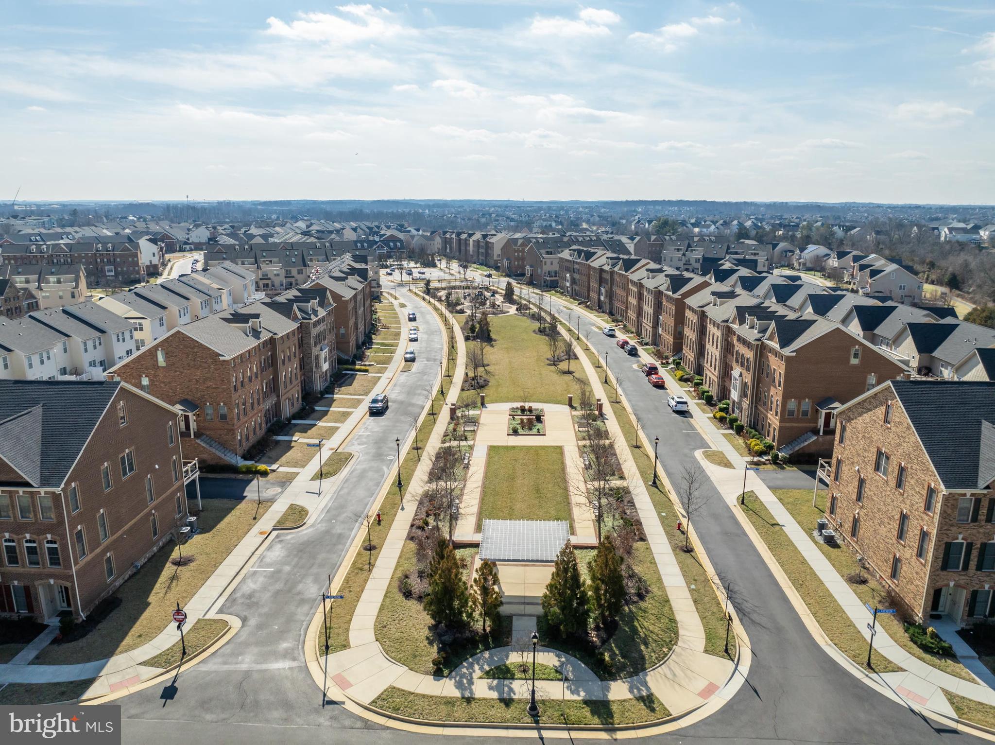 22501 Norwalk Sq