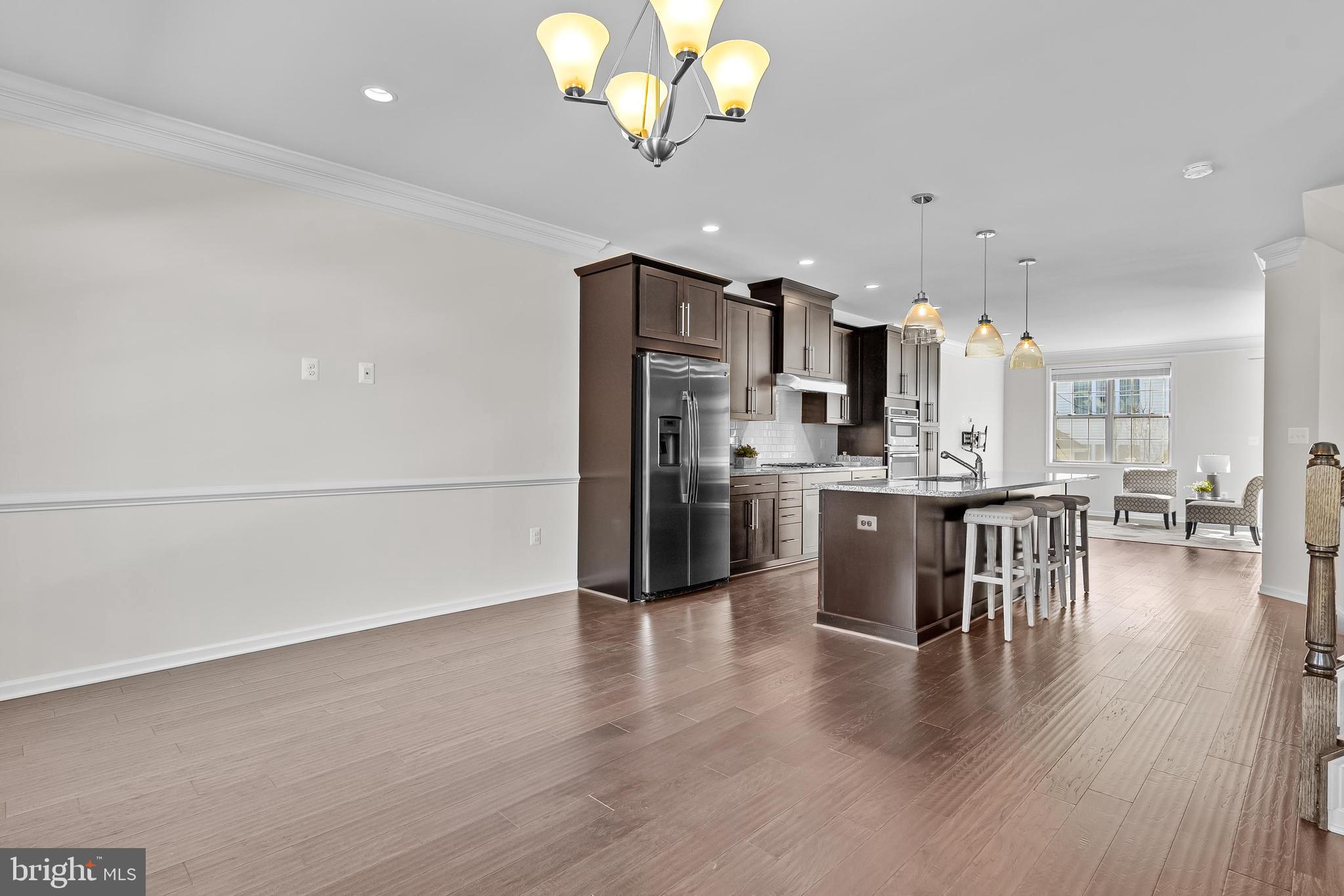 22501 Norwalk Sq