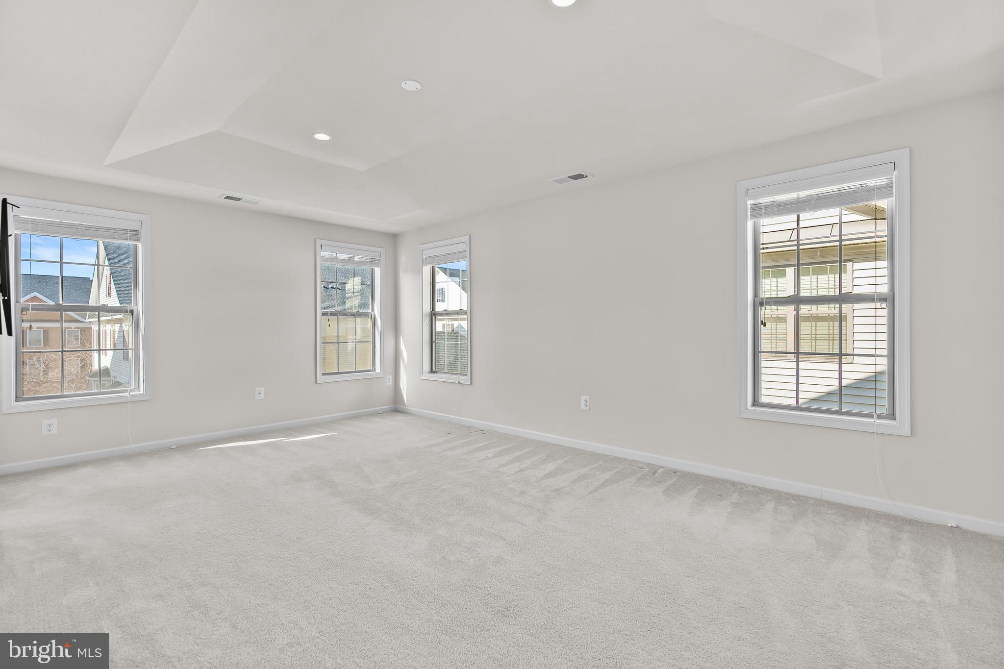 22501 Norwalk Sq