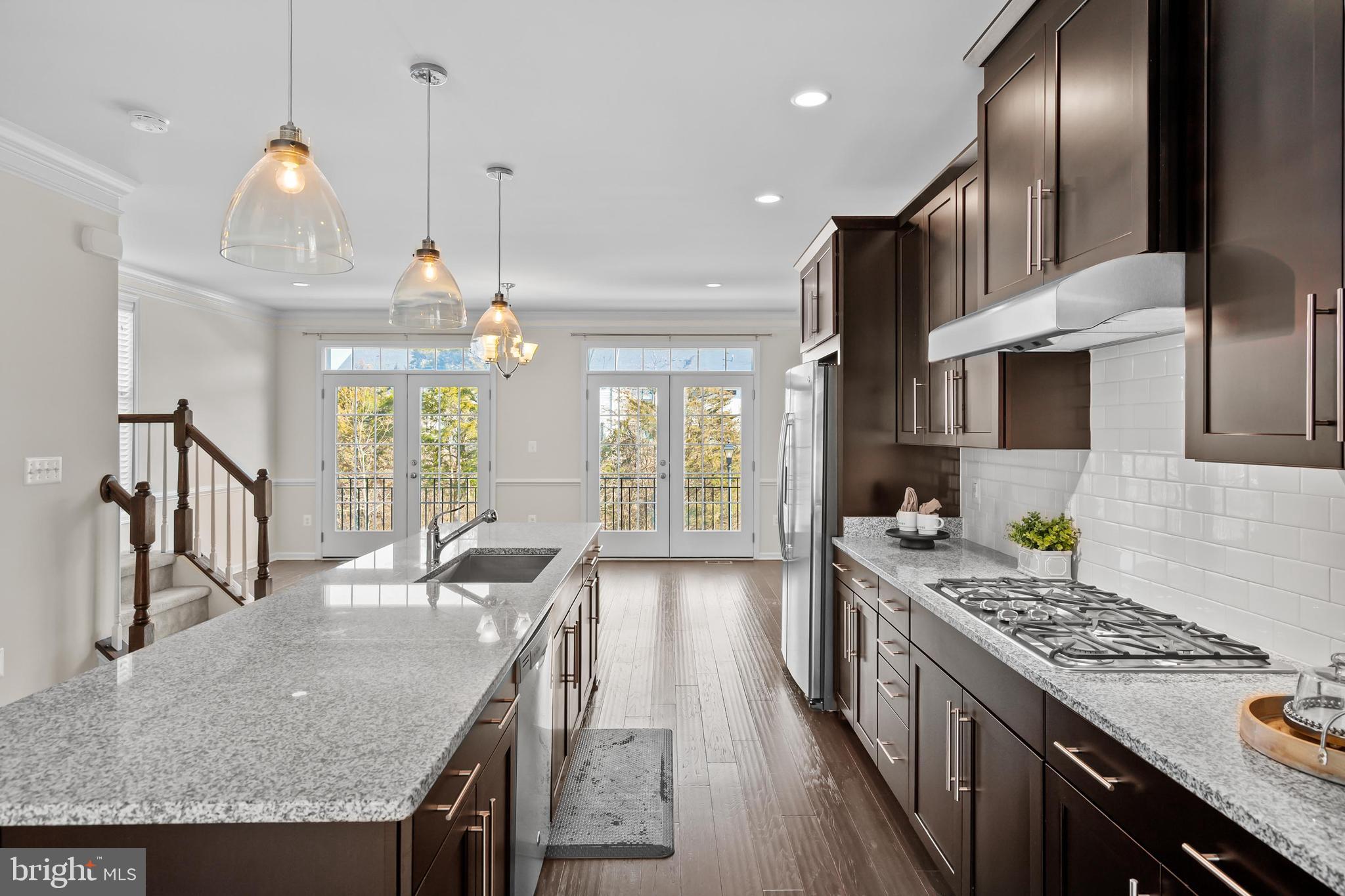 22501 Norwalk Sq