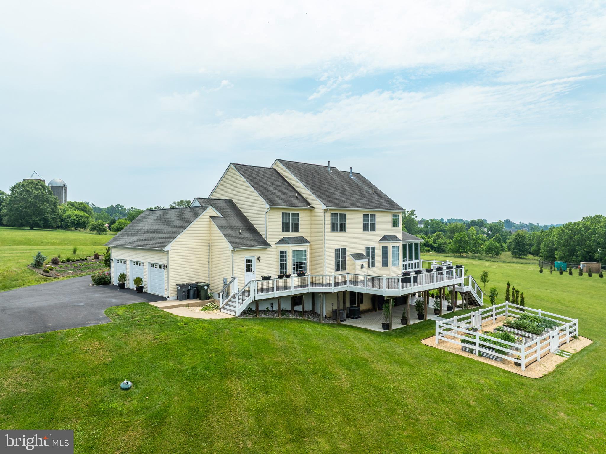 38172 Stone Eden Dr