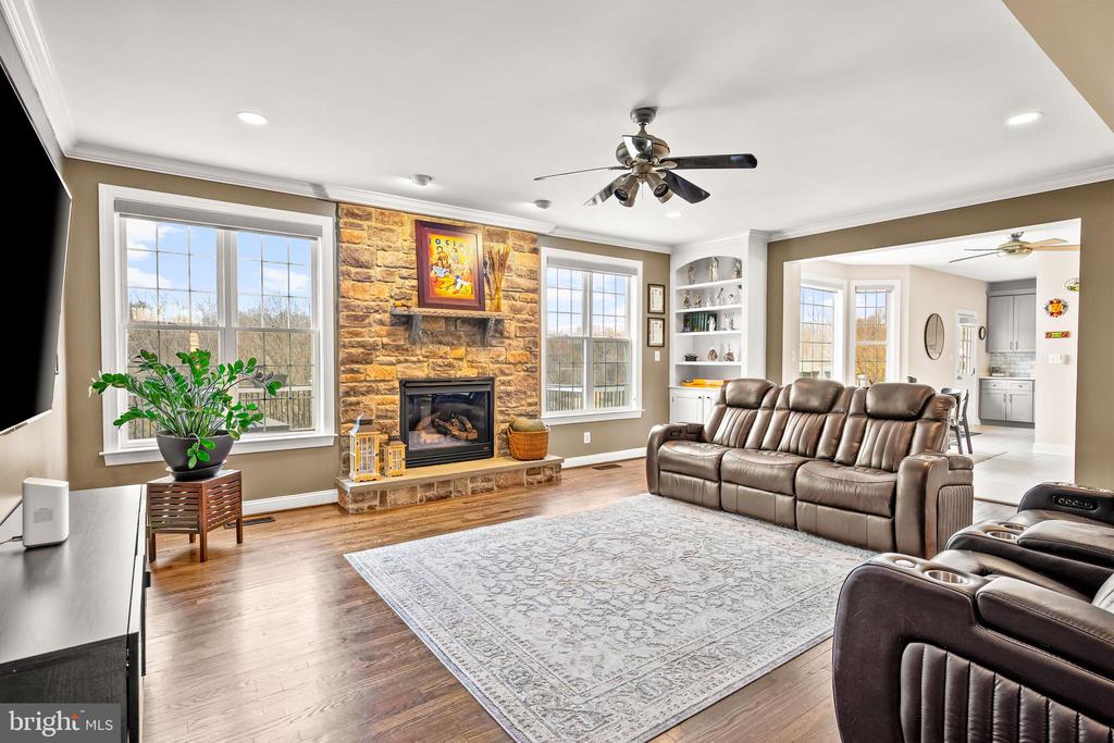38172 Stone Eden Dr
