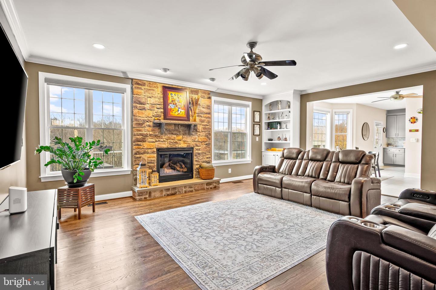 38172 Stone Eden Dr