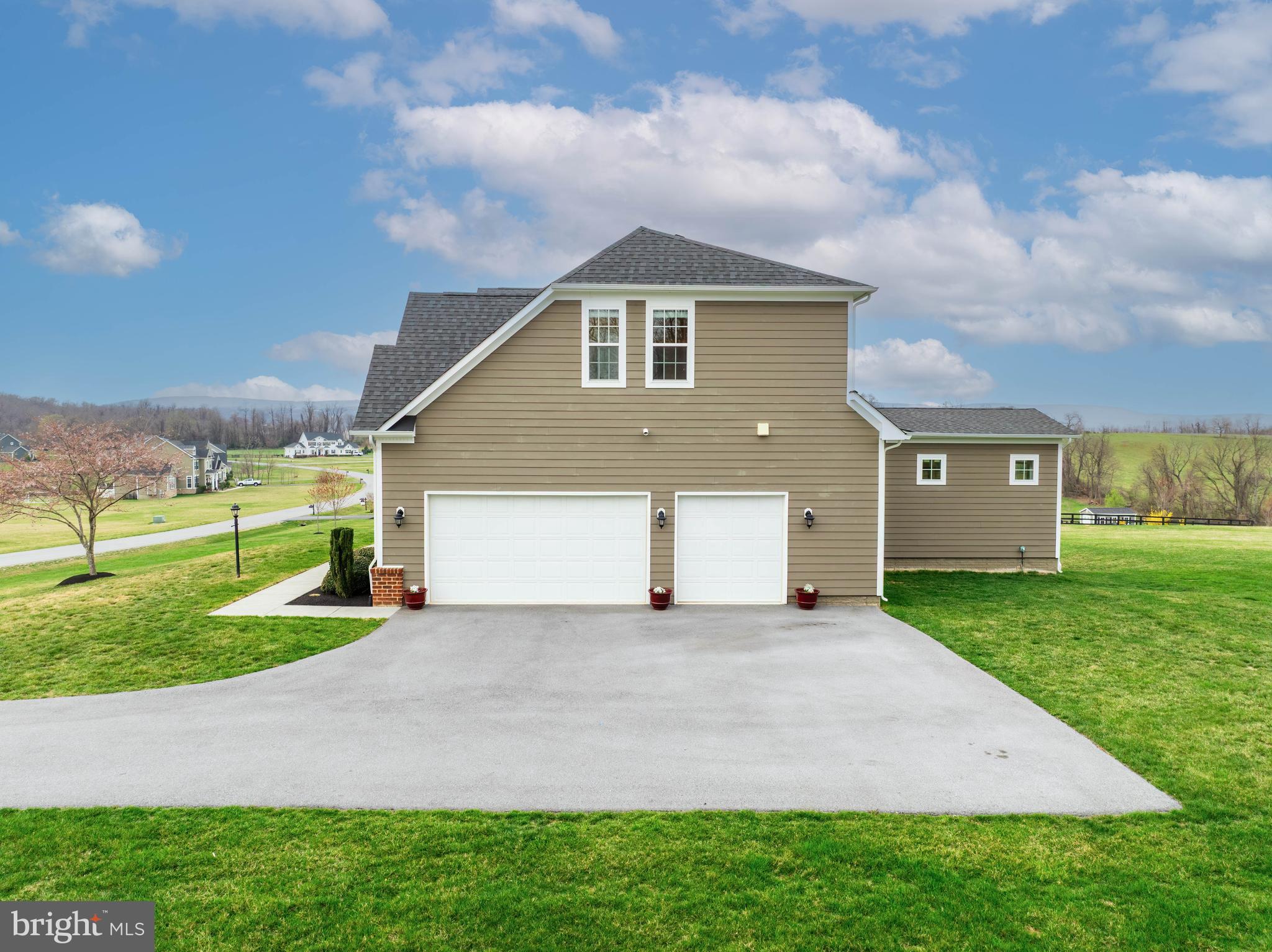 18518 Wild Raspberry Dr