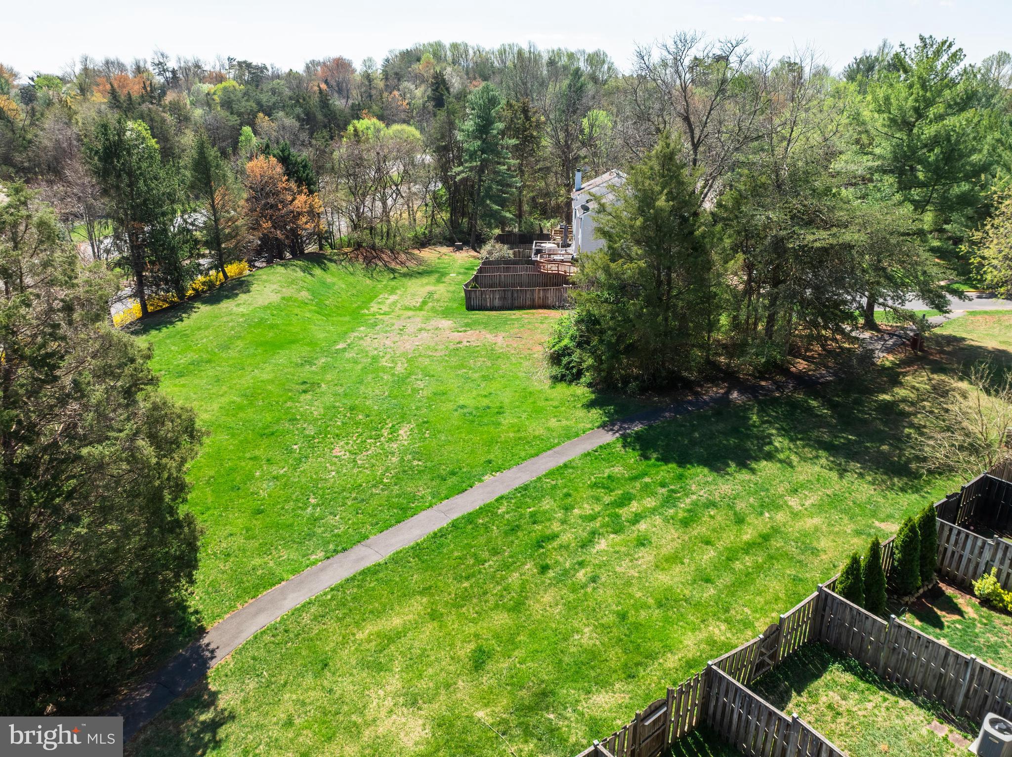 23 Alden Ct