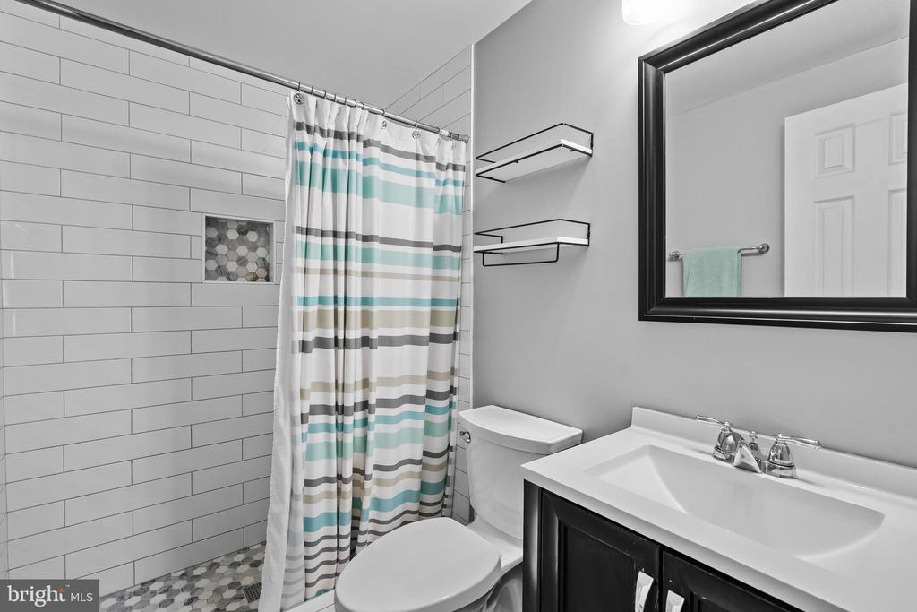 23 Alden Ct