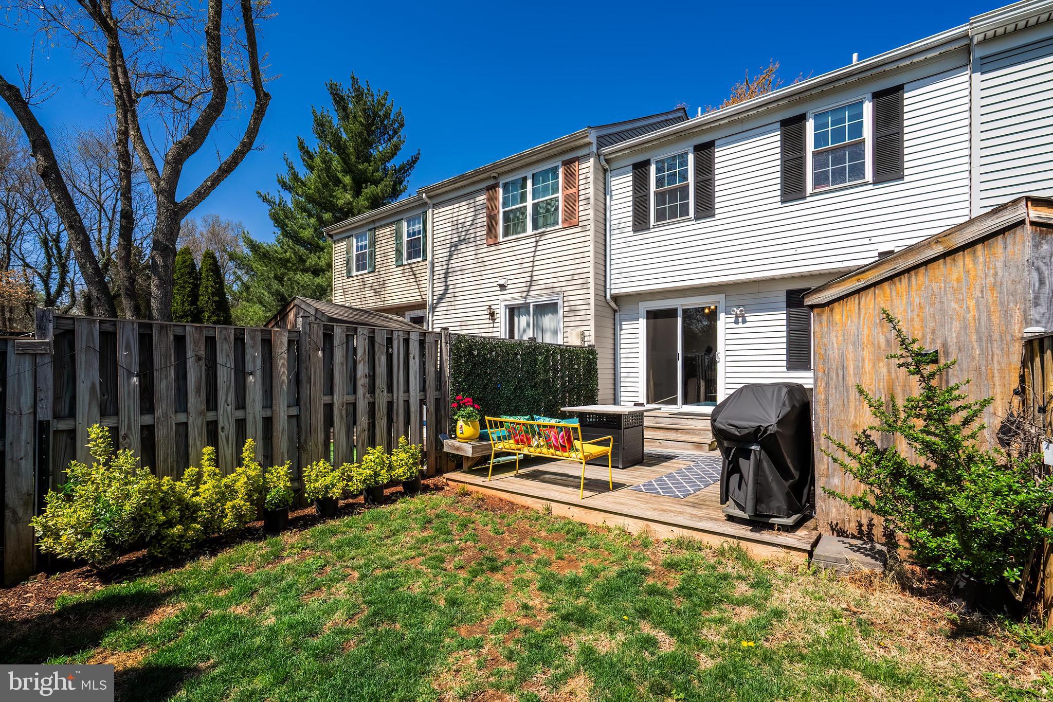 23 Alden Ct