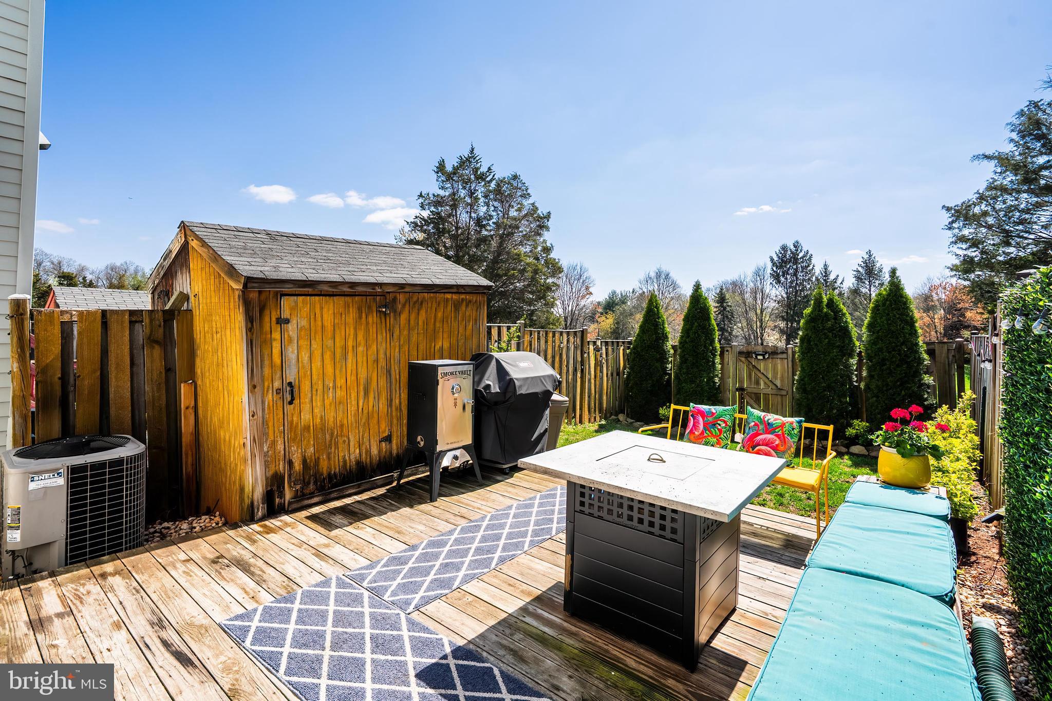 23 Alden Ct