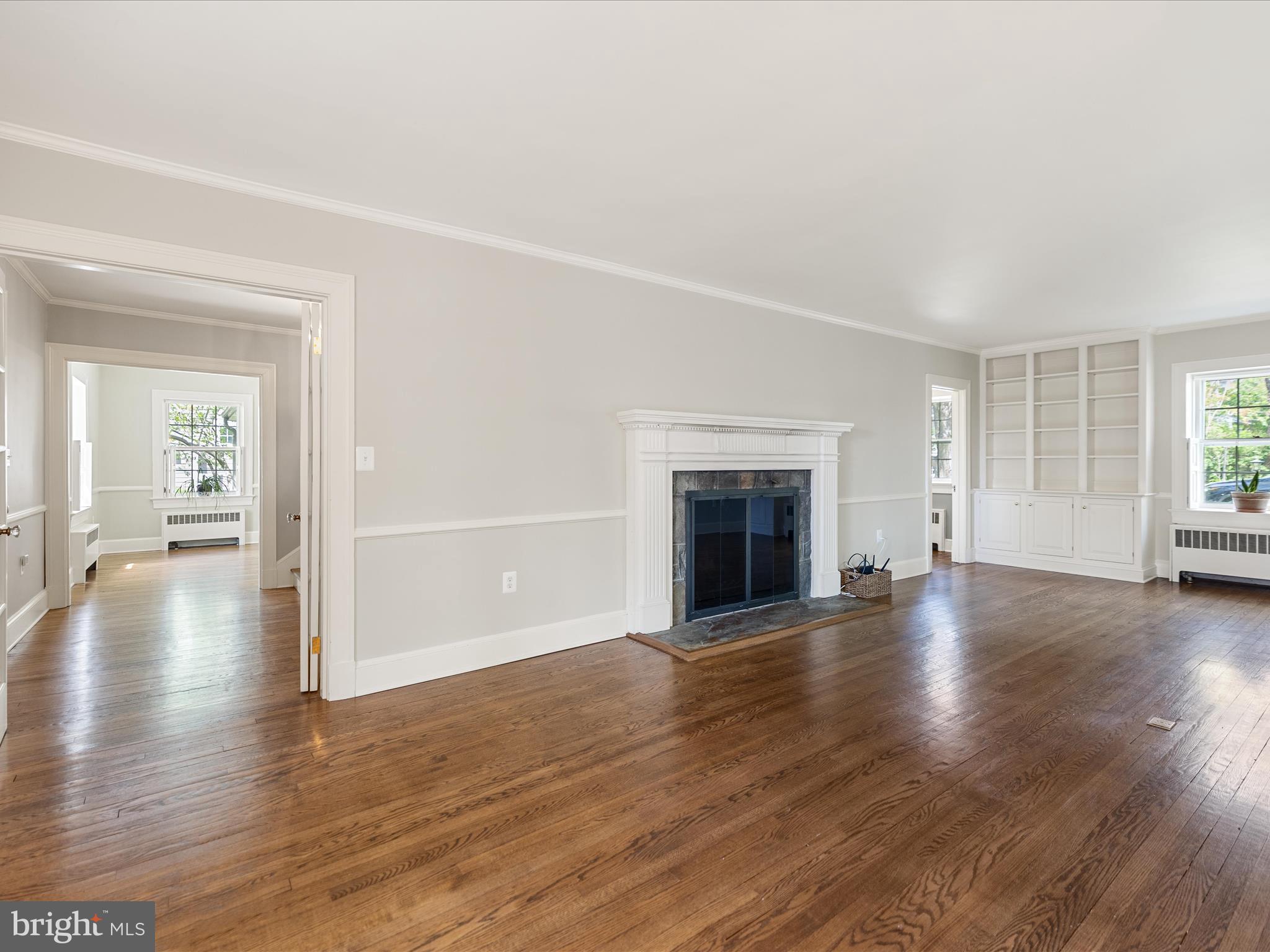 210 S 32nd St