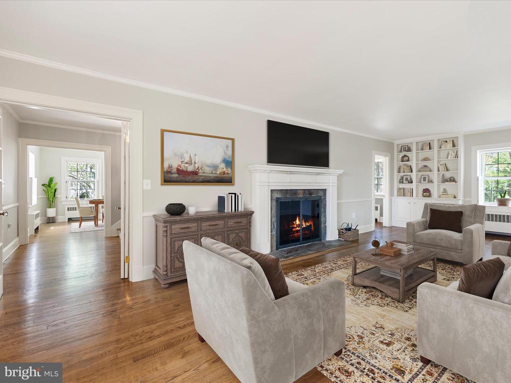 210 S 32nd St