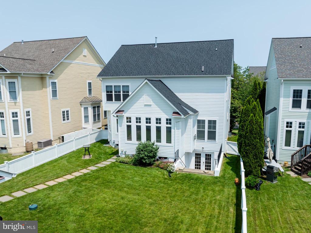 615 Kinvarra Pl